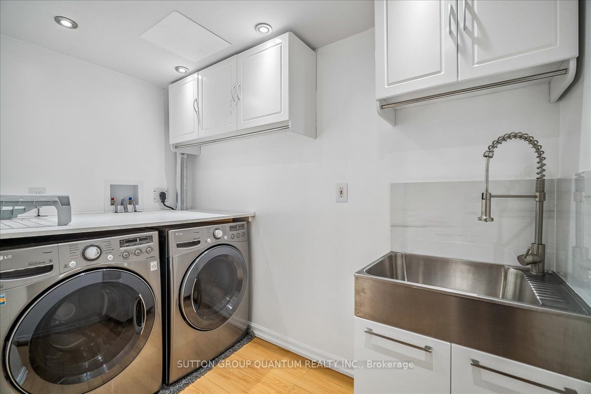 1023 Runnymead Crescent Property Photo 27