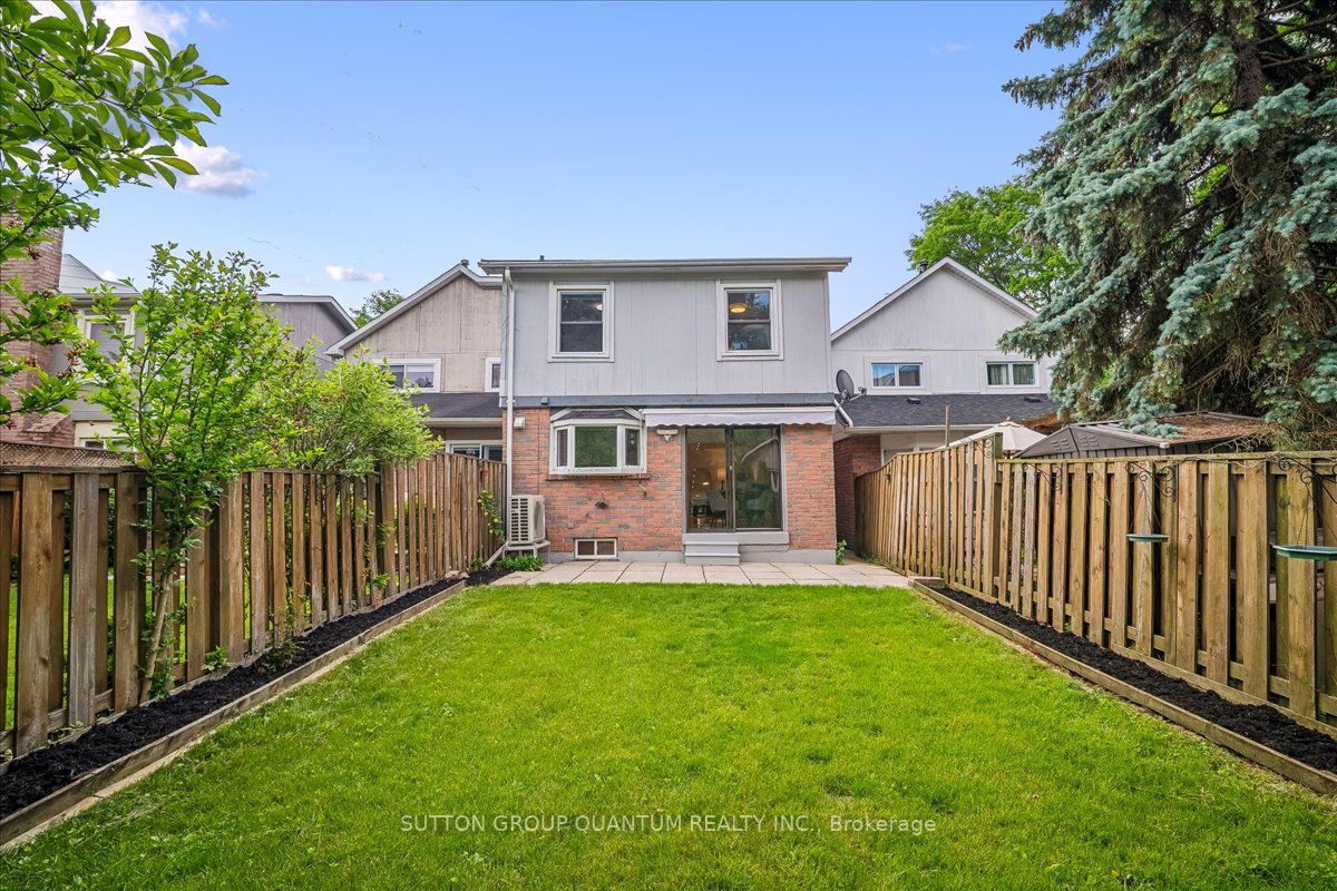 1023 Runnymead Crescent Property Photo 40