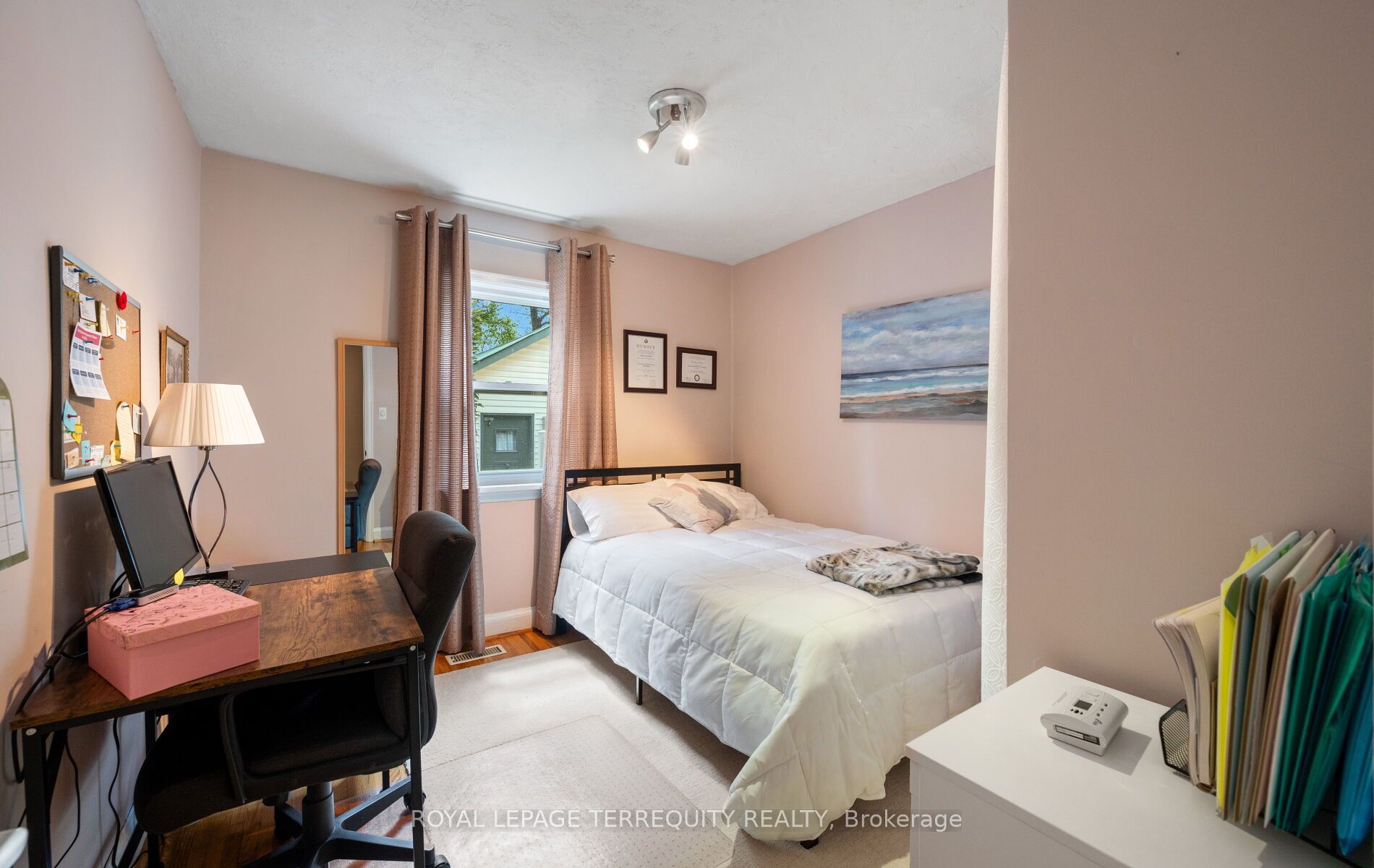 33 Rogers Road Property Photo 25