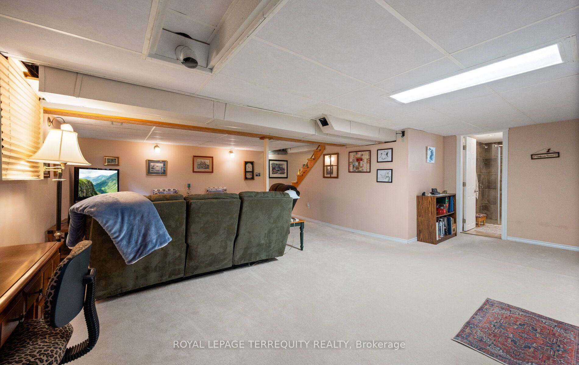 33 Rogers Road Property Photo 35