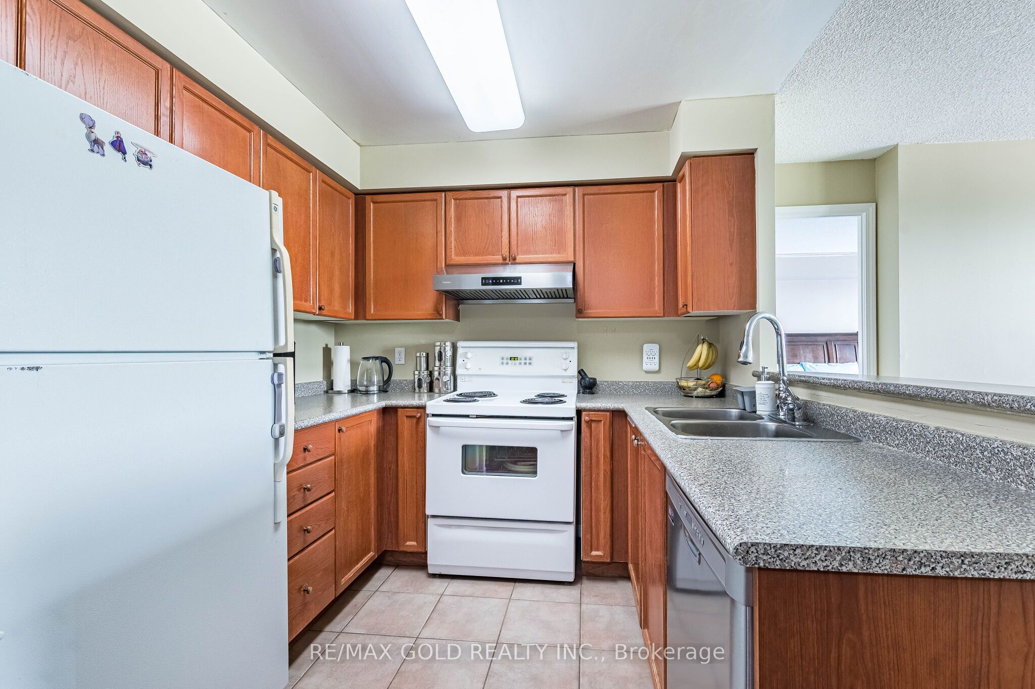 2545 Erin Centre Boulevard 701 Property Photo 7