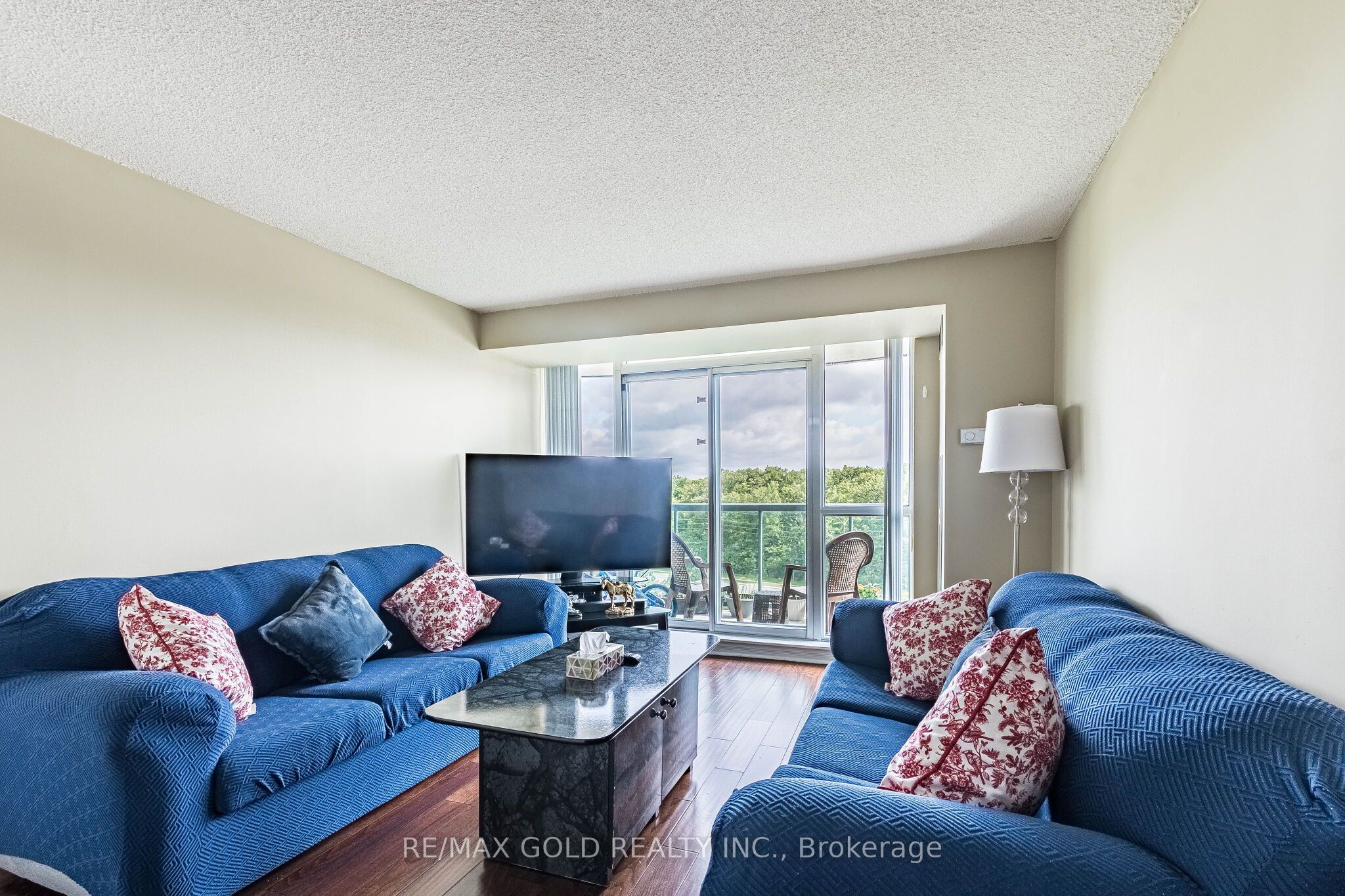 2545 Erin Centre Boulevard 701 Property Photo 9