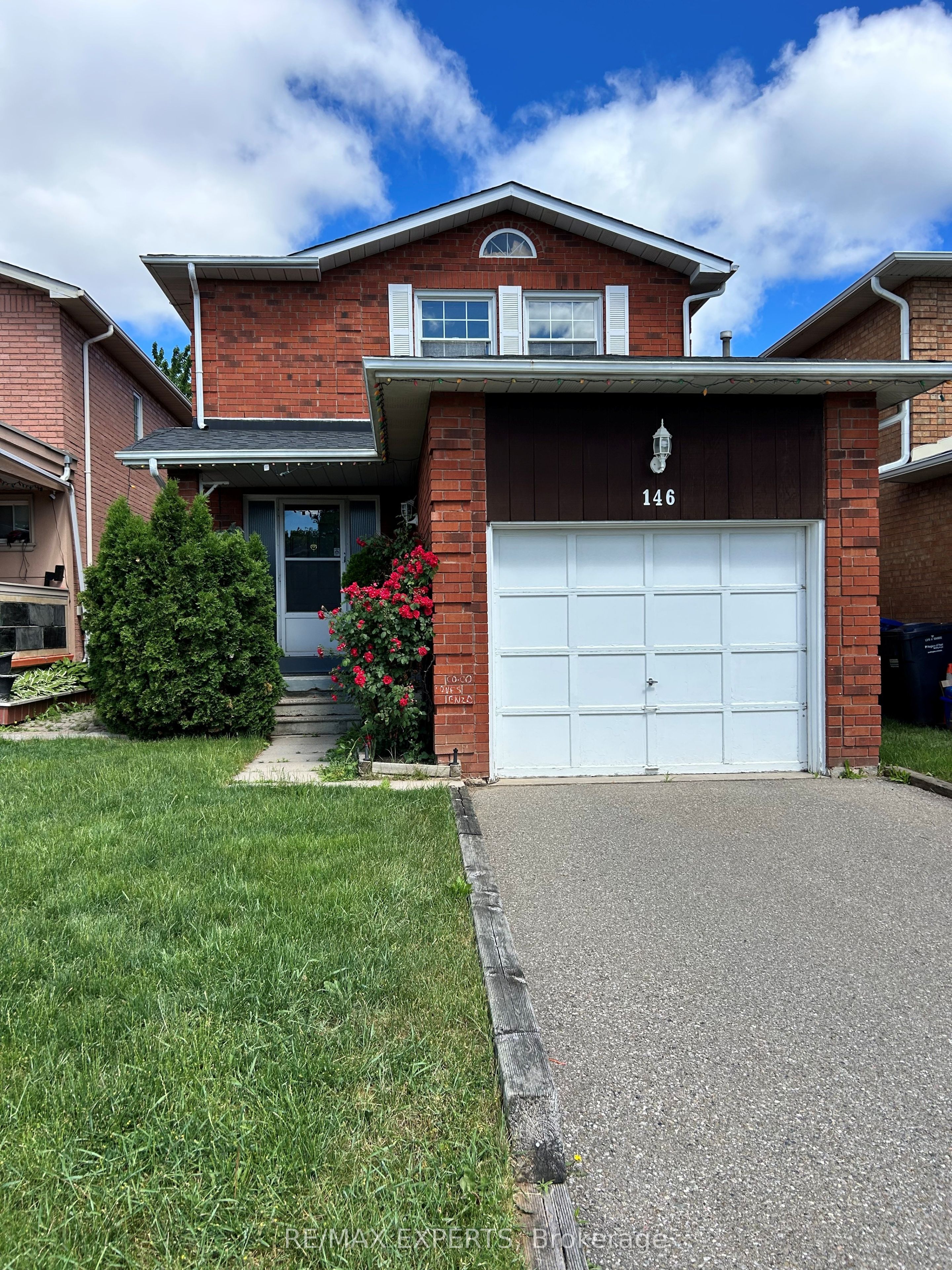 146 Dumfries Avenue Property Photo 1