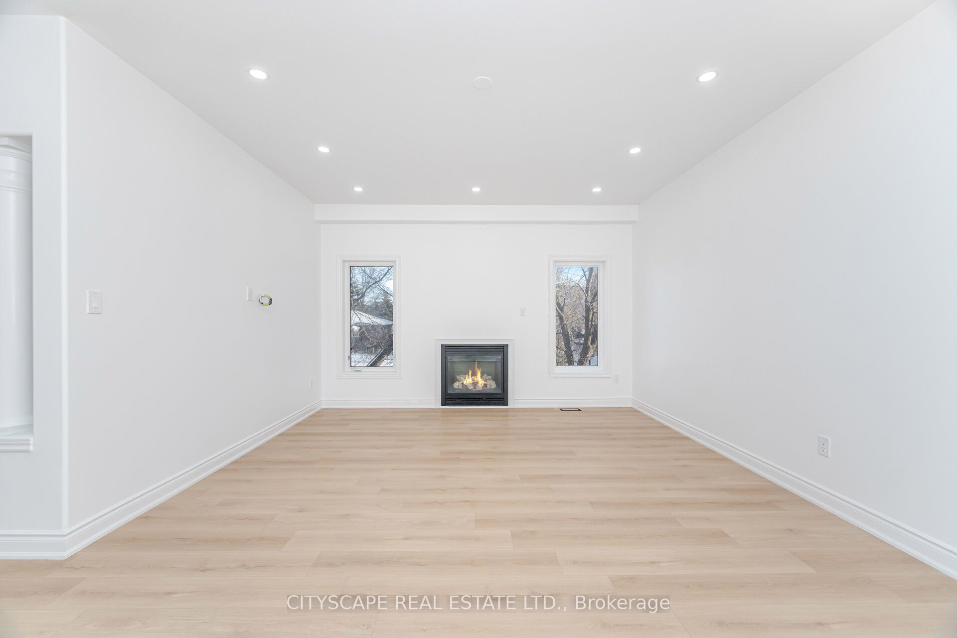 5843 Prairie Circle Property Photo 8