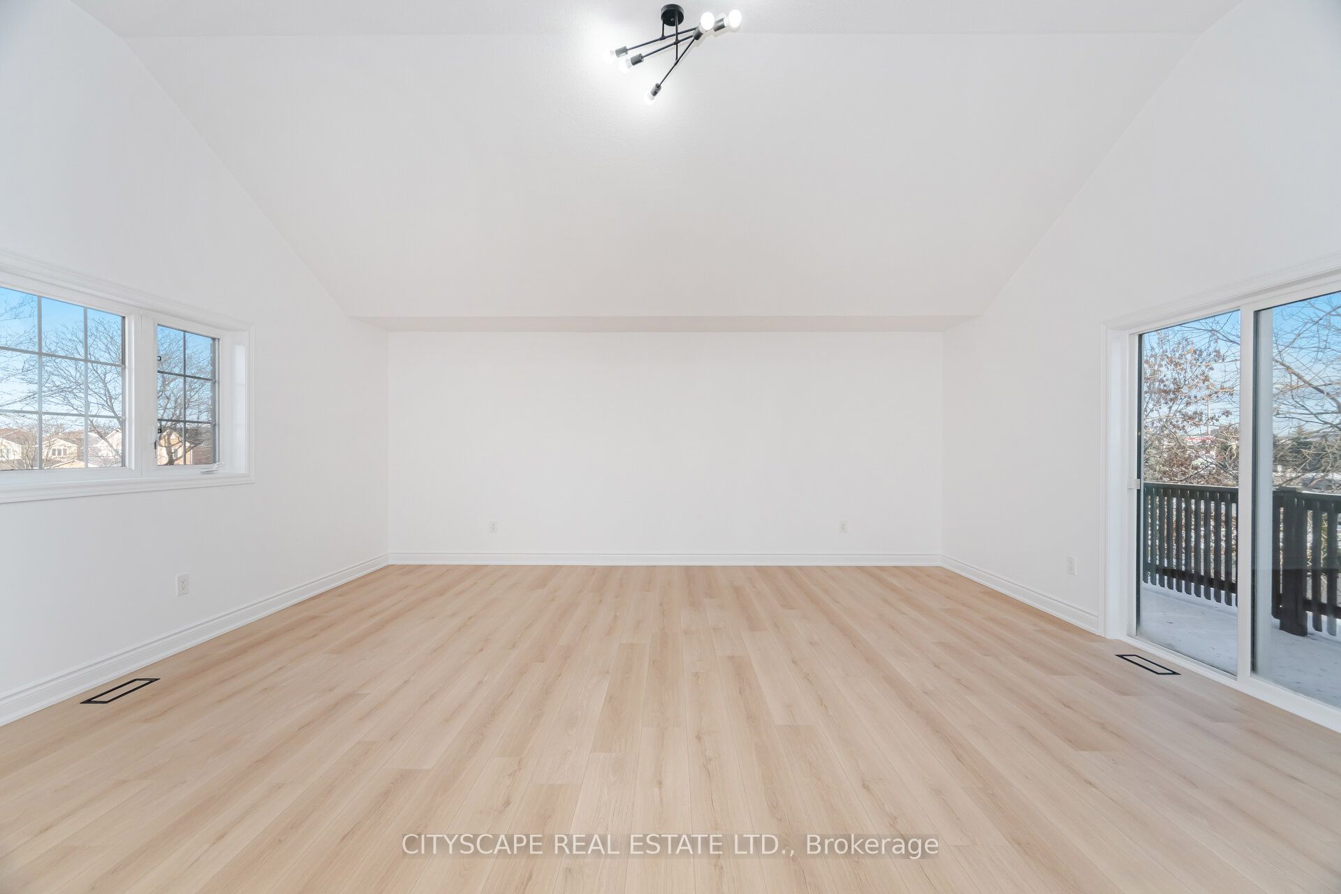 5843 Prairie Circle Property Photo 22