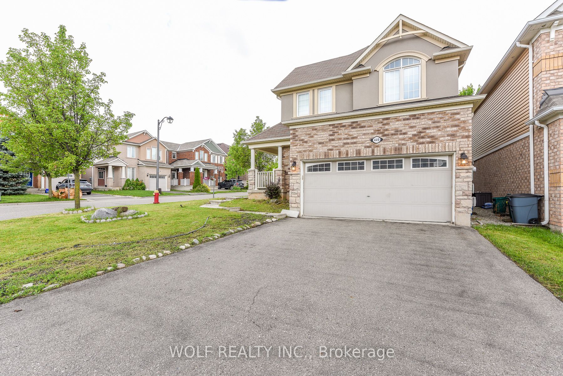 449 Tyrone Cres Property Photo 1