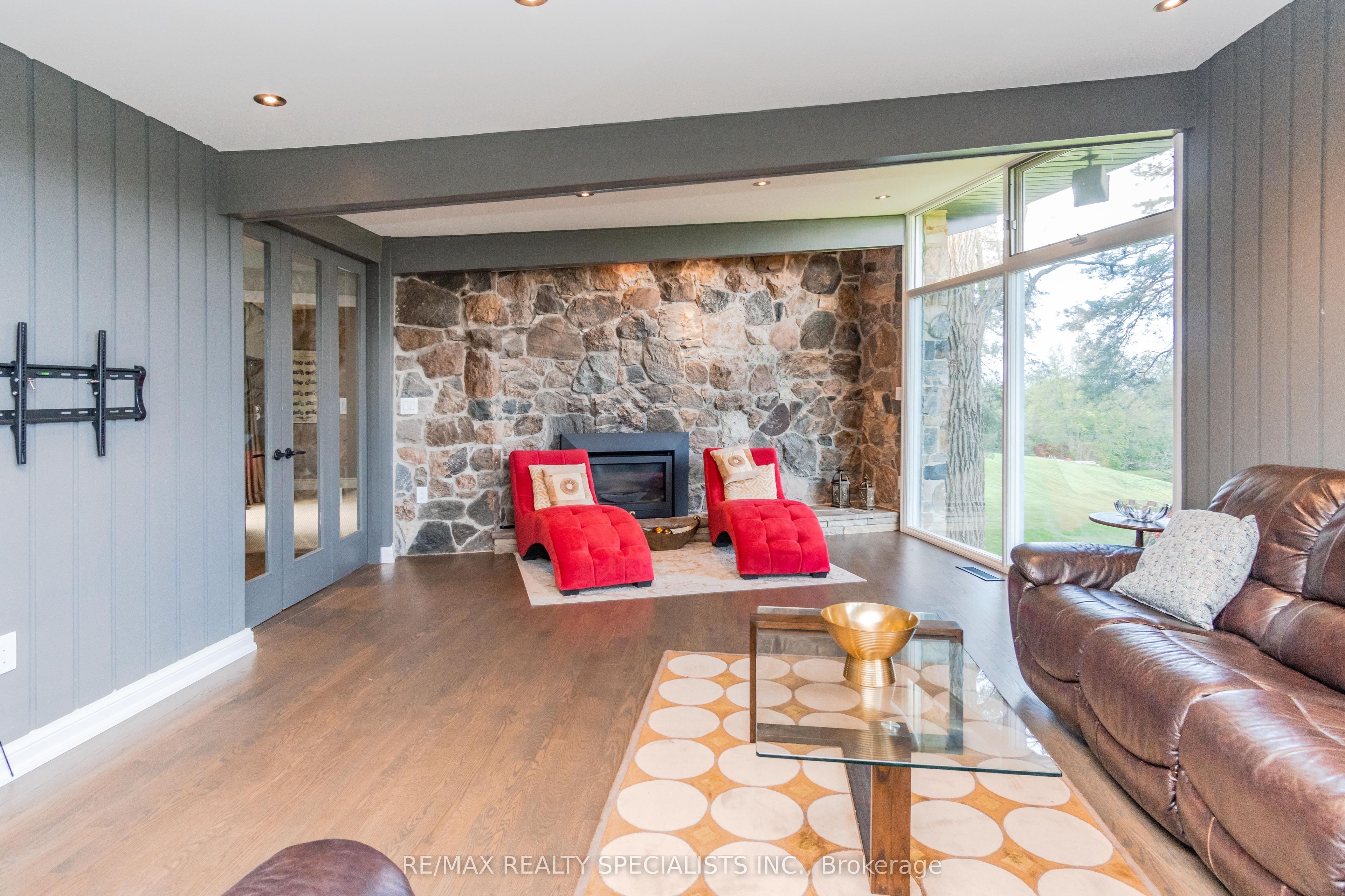 16167 Mclaughlin Road Property Photo 12