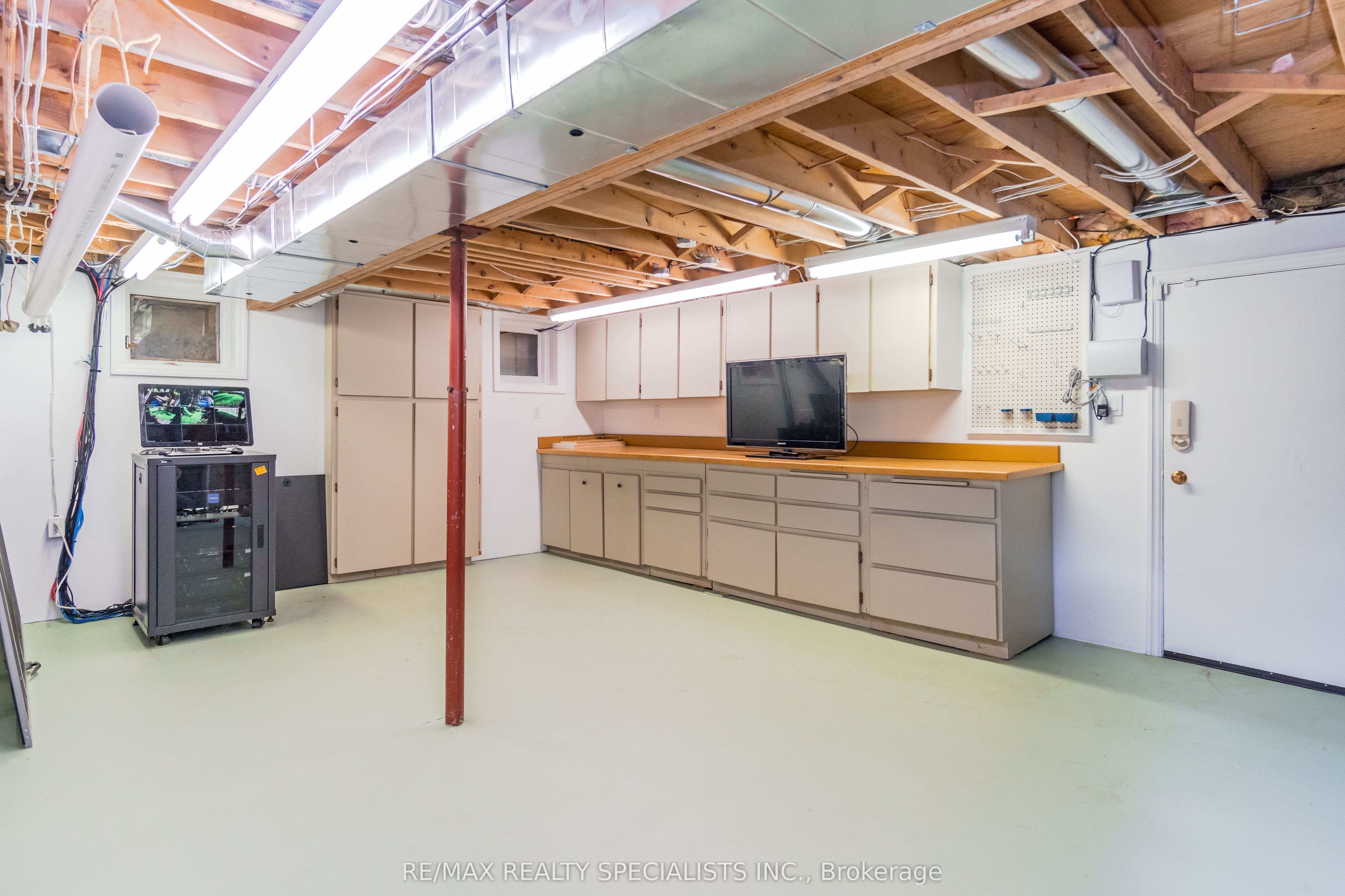 16167 Mclaughlin Road Property Photo 35