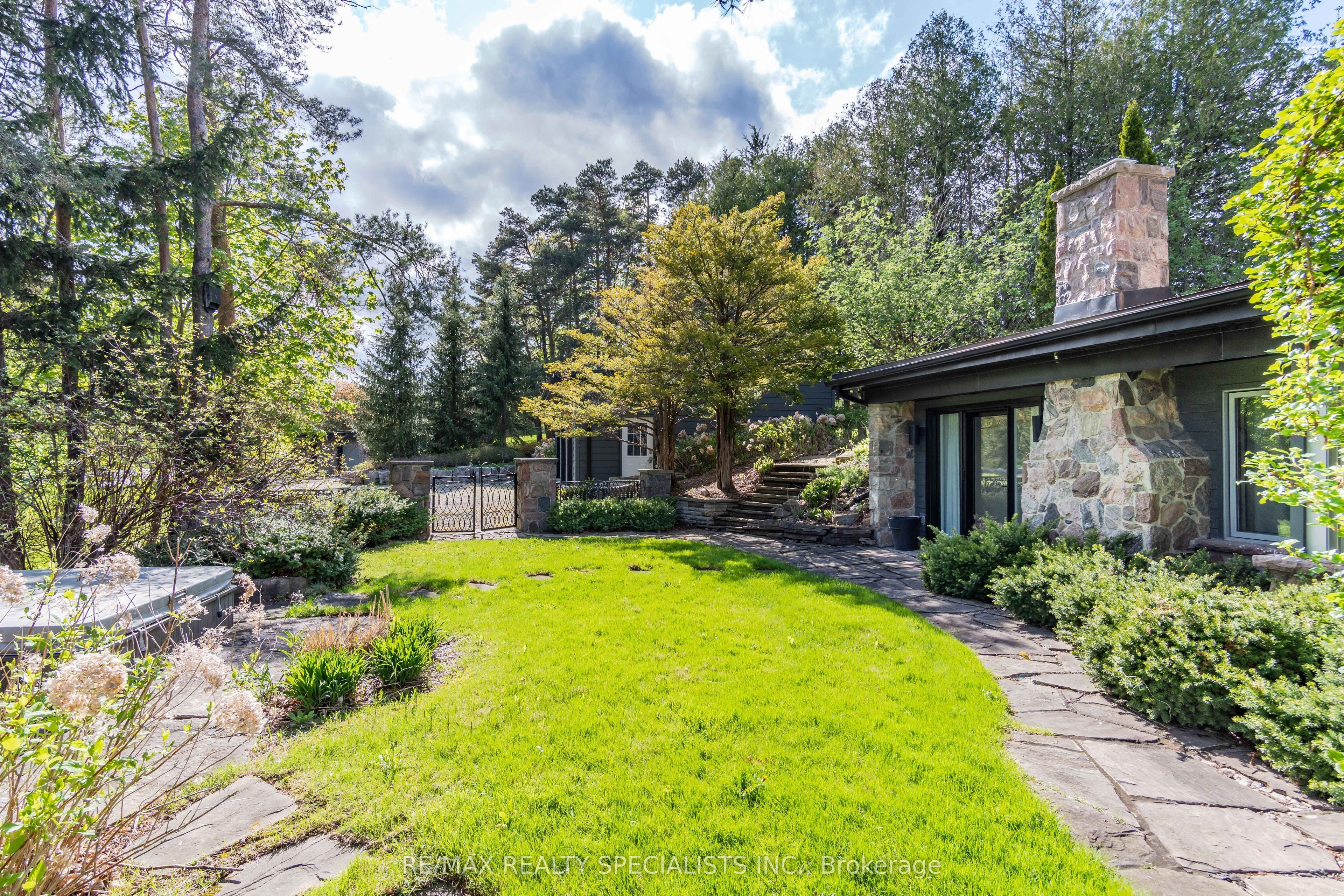 16167 Mclaughlin Road Property Photo 40