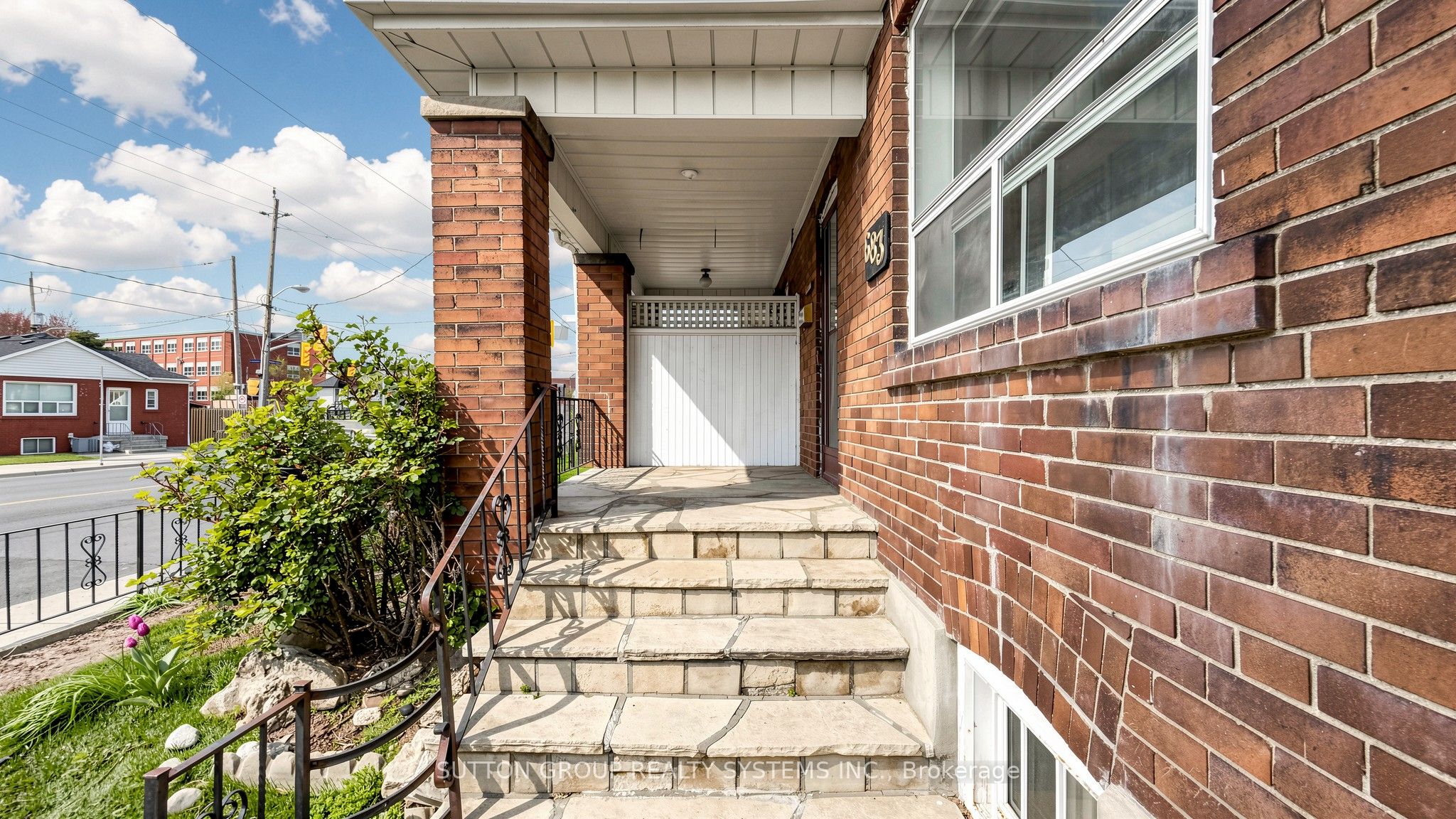 683 Old Weston Road Property Photo 2