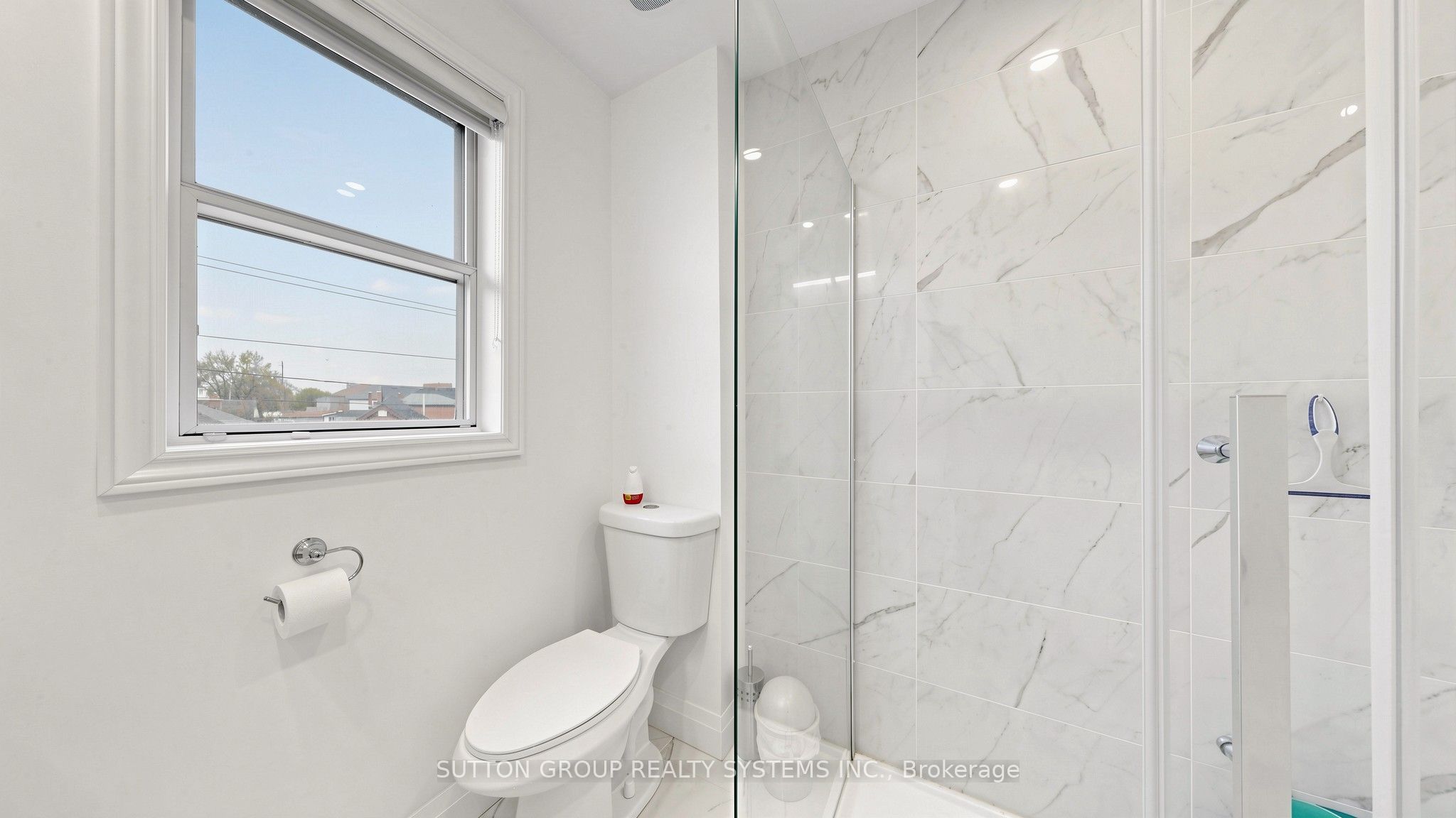 683 Old Weston Road Property Photo 15