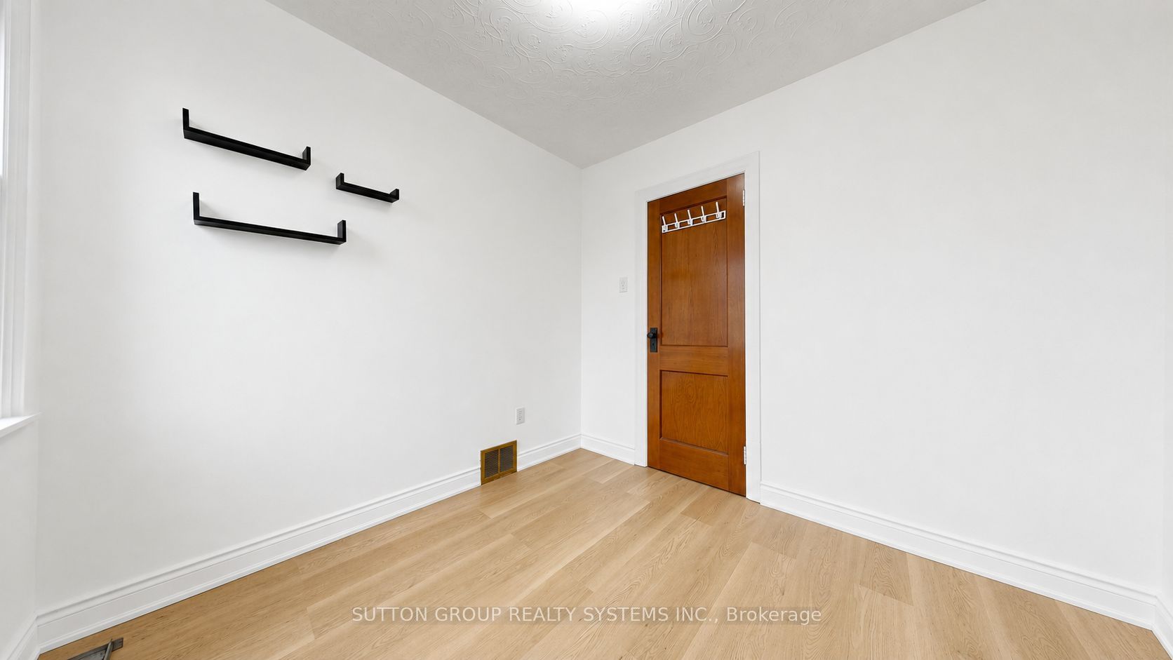 683 Old Weston Road Property Photo 16