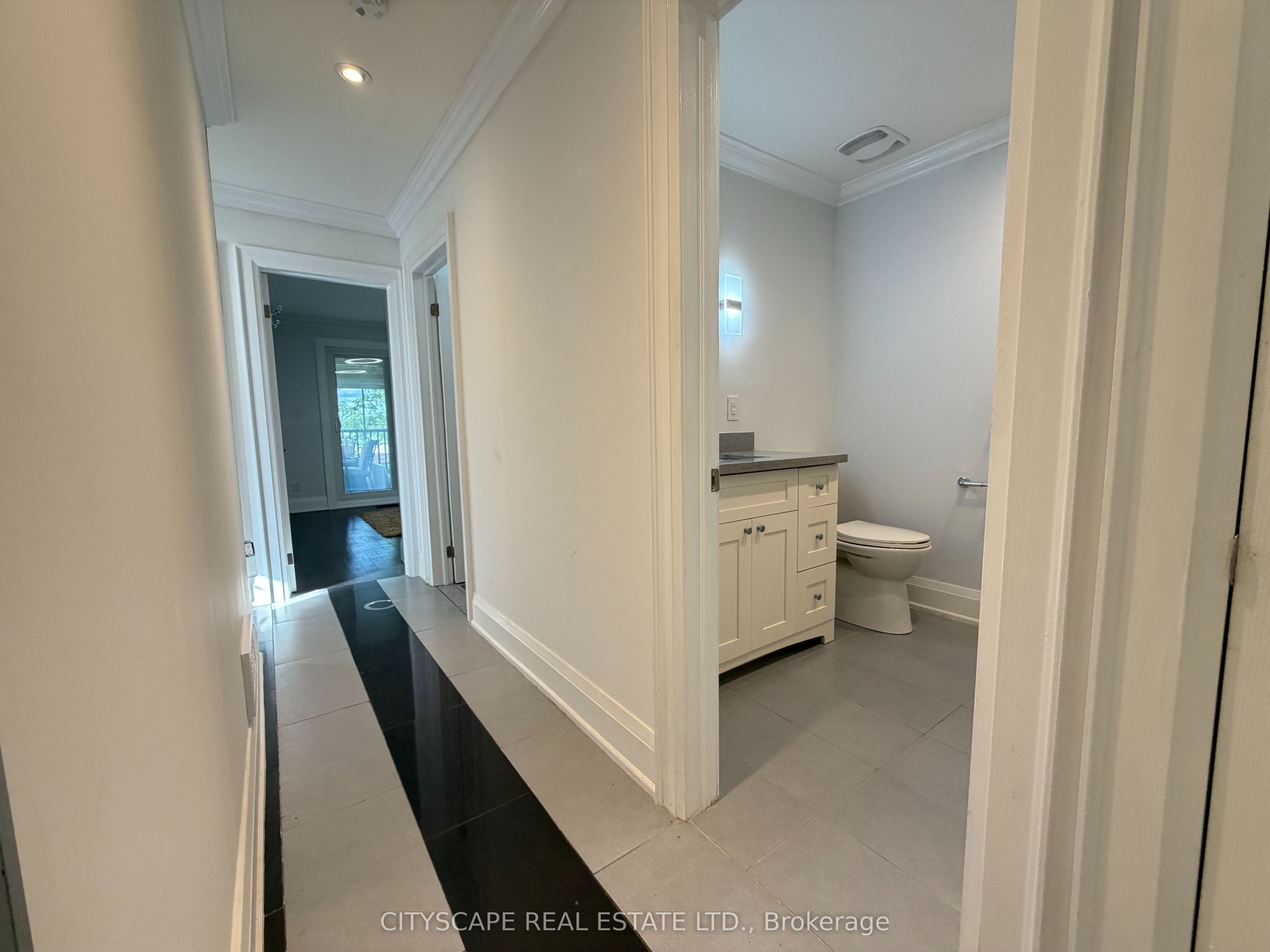 135 Bonham Boulevard Upper Property Photo 22
