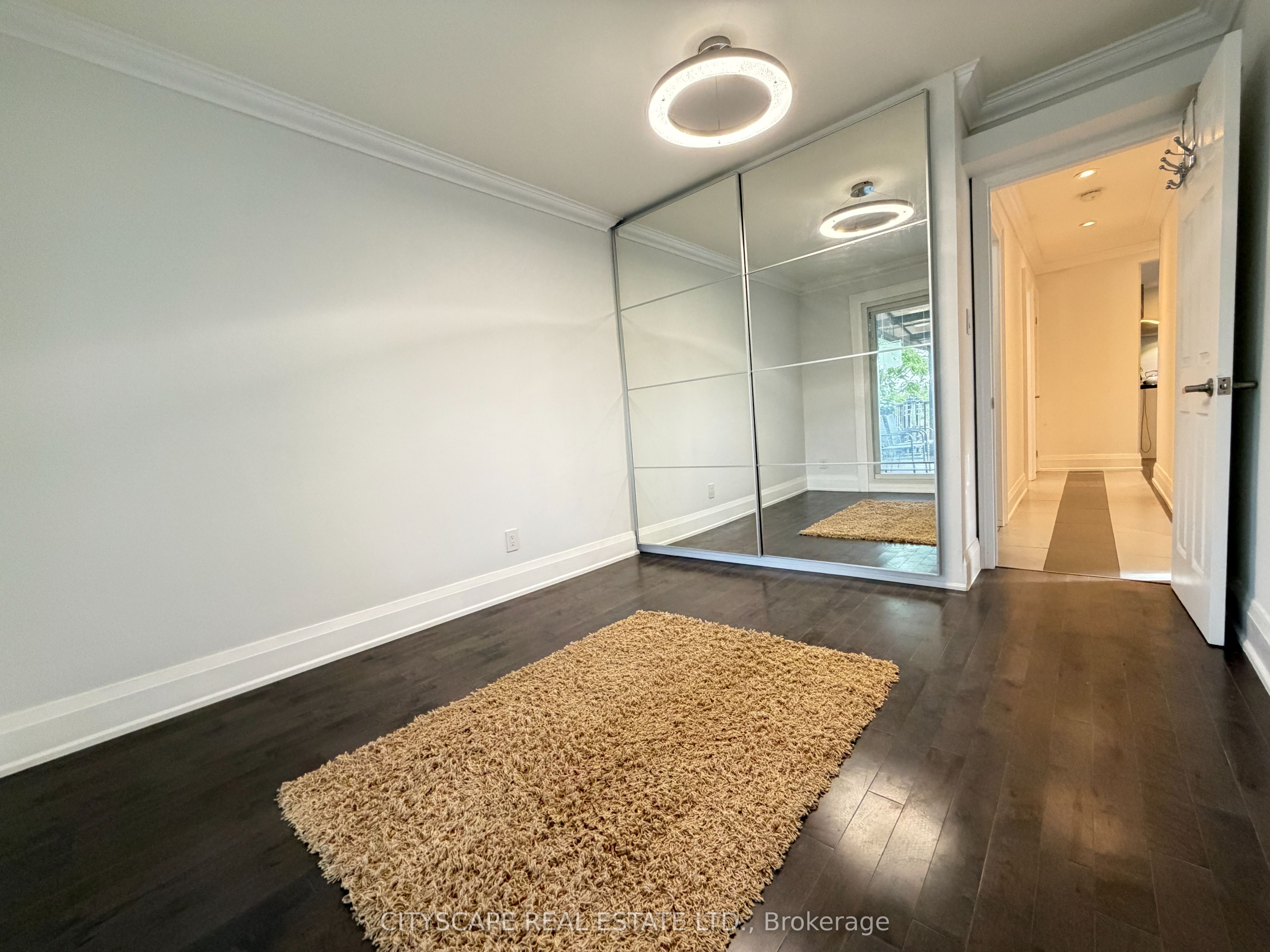 135 Bonham Boulevard Upper Property Photo 27