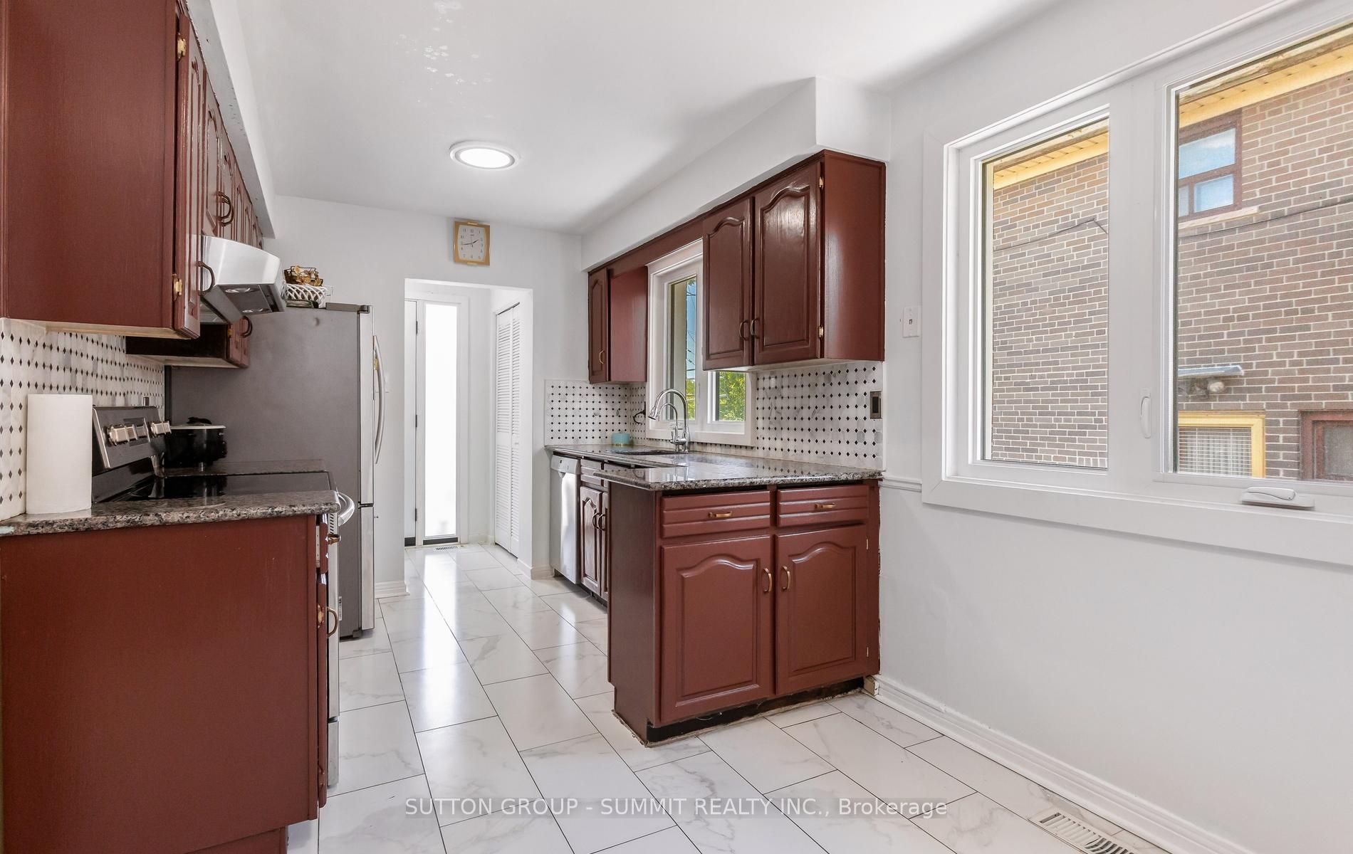 109 Elnathan Crescent Property Photo 19