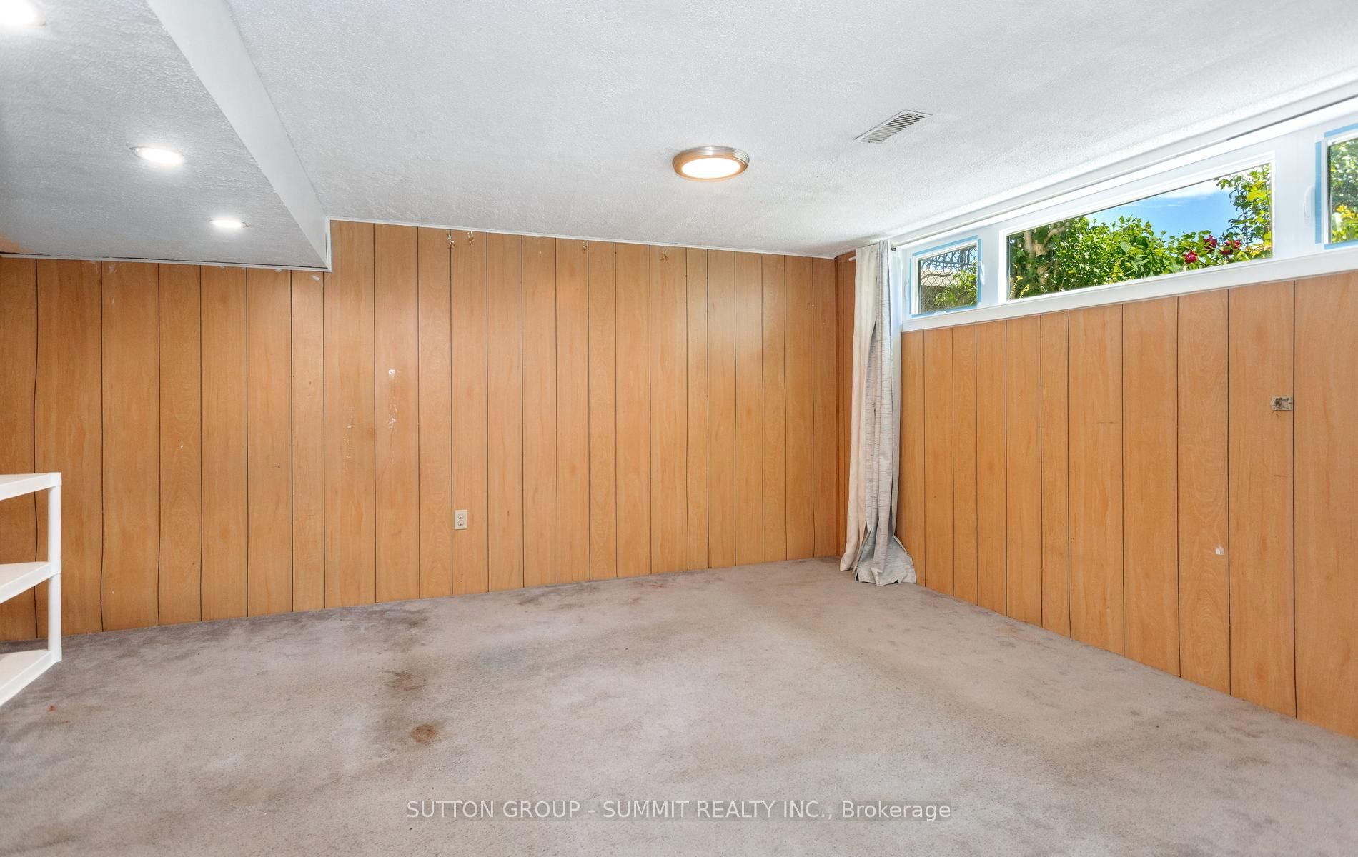 109 Elnathan Crescent Property Photo 39