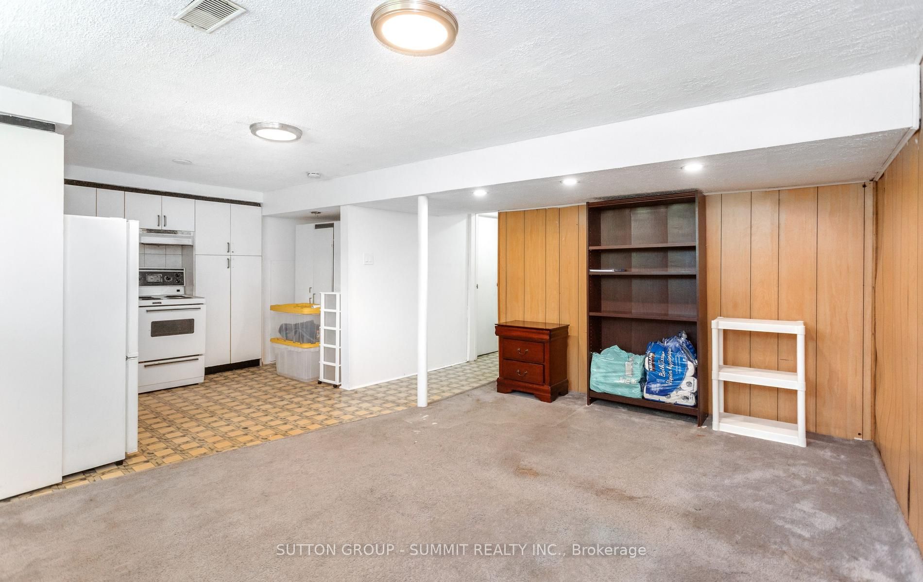 109 Elnathan Crescent Property Photo 41