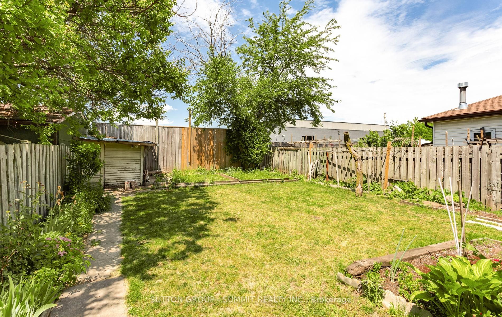 109 Elnathan Crescent Property Photo 48