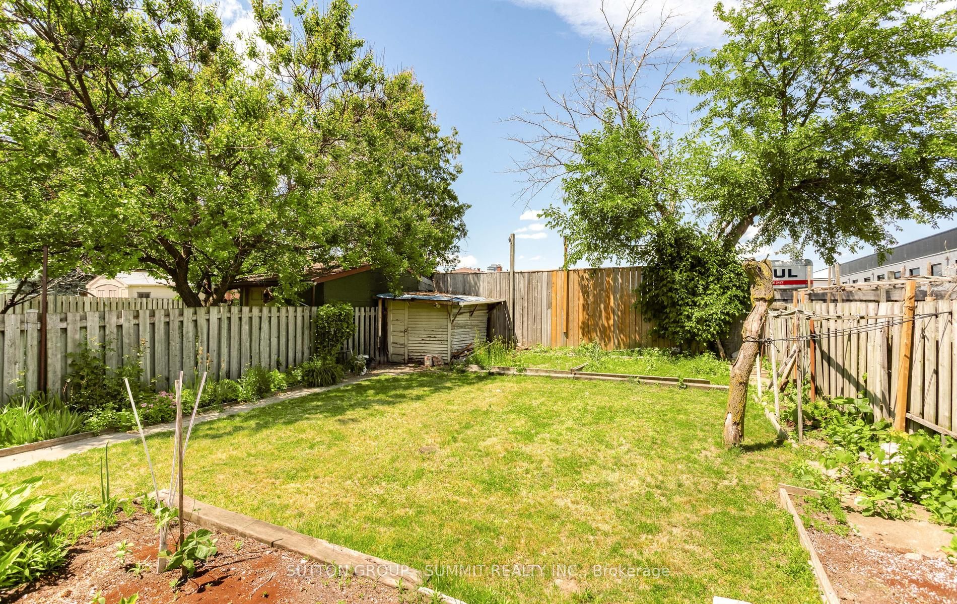 109 Elnathan Crescent Property Photo 49
