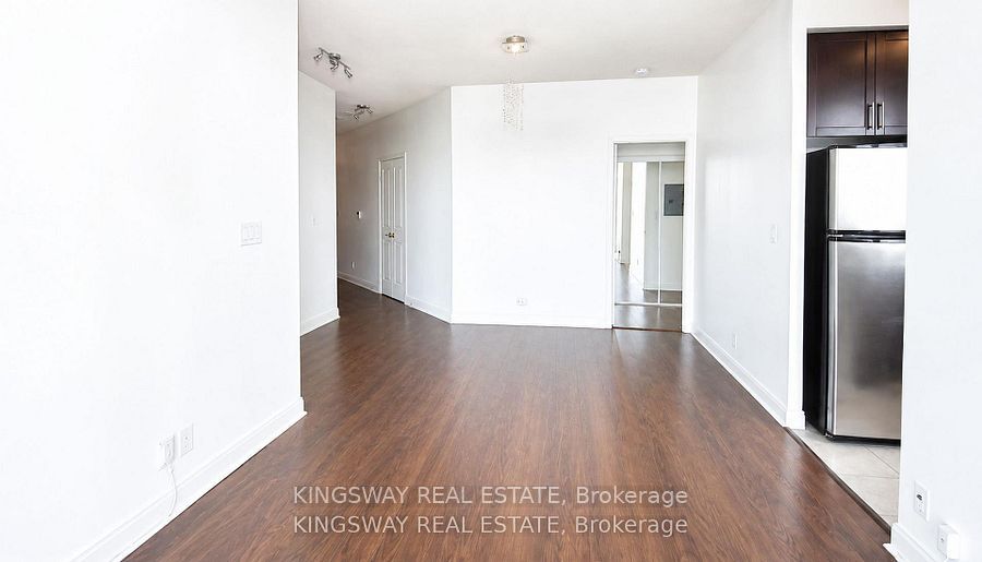 80 Absolute Avenue 2709 Property Photo 14