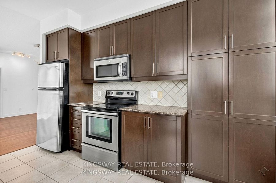 80 Absolute Avenue 2709 Property Photo 15