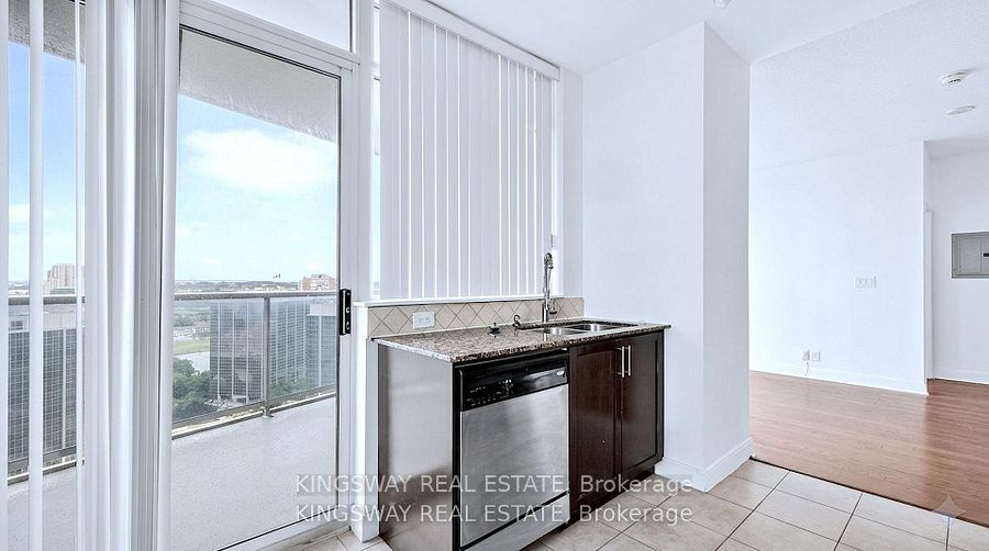 80 Absolute Avenue 2709 Property Photo 17