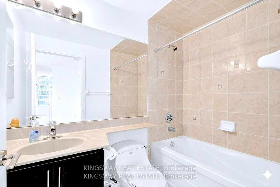 80 Absolute Avenue 2709 Property Photo 25
