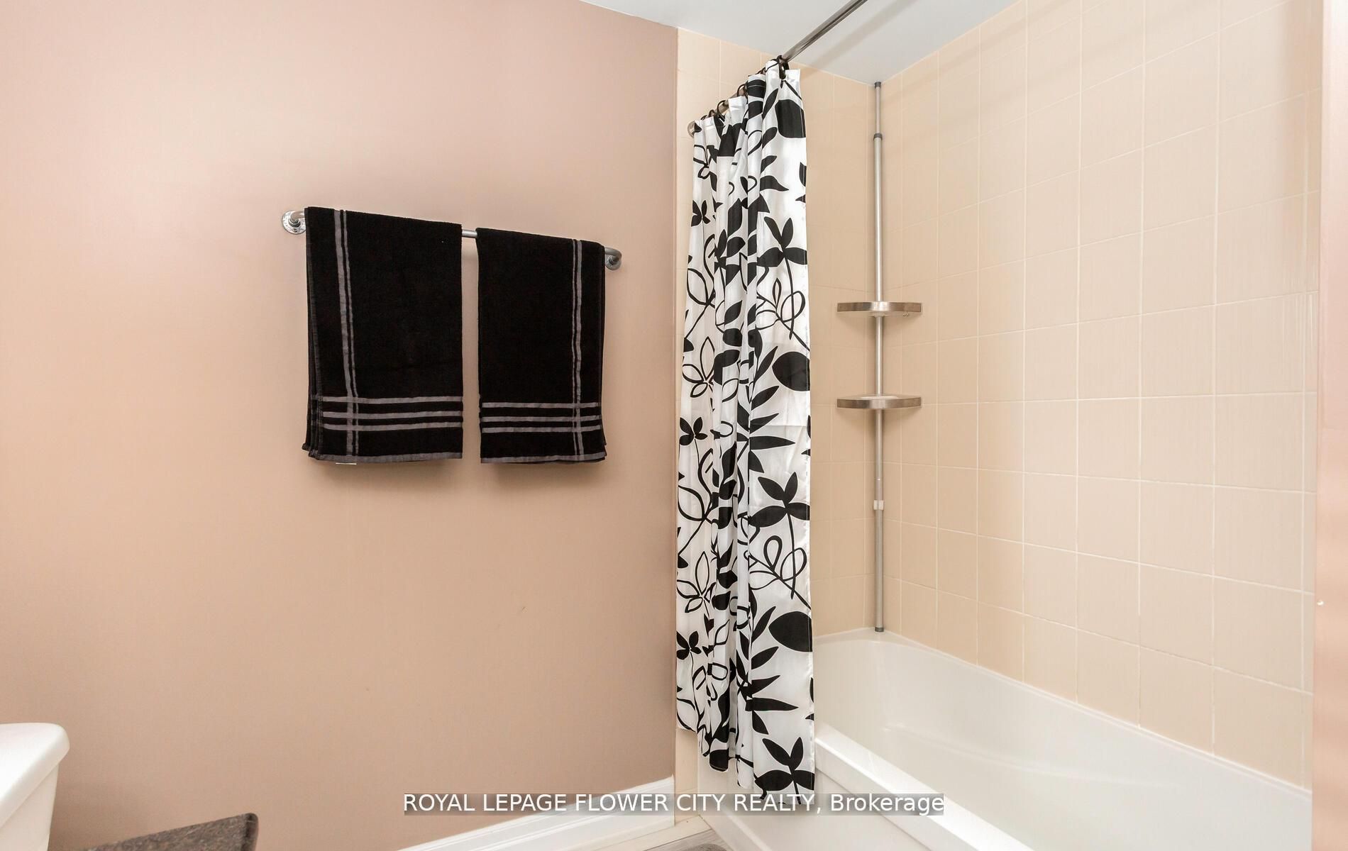 21 Arkwright Drive Property Photo 41