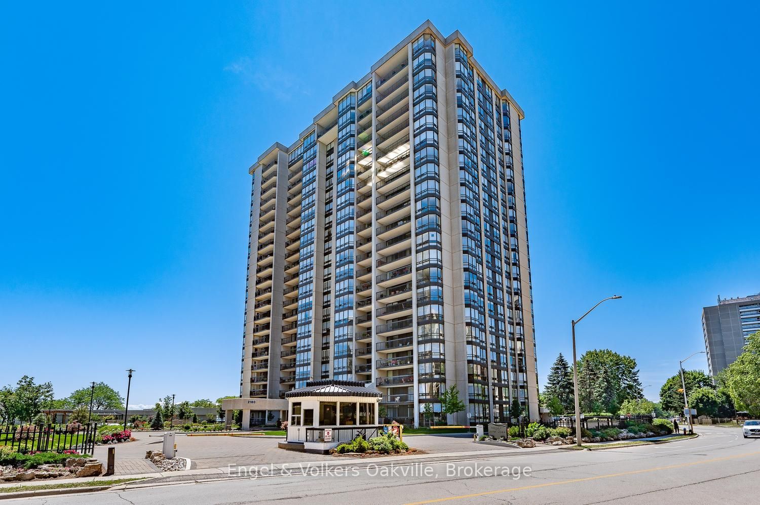 2180 Marine Drive 205 Property Photo 2