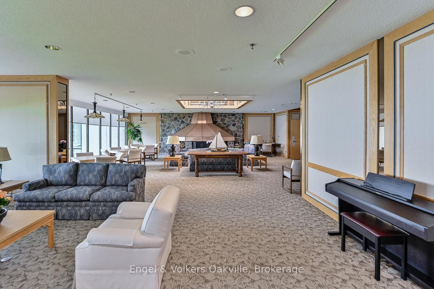 2180 Marine Drive 205 Property Photo 39