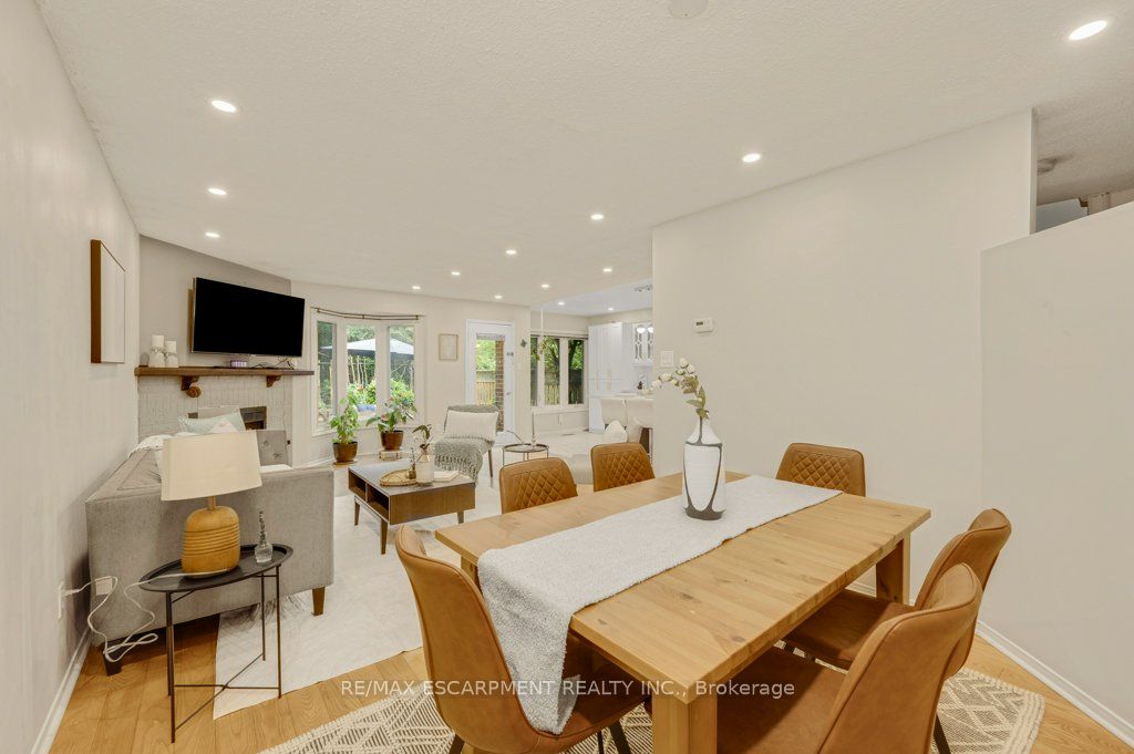 2597 Addingham Crescent Property Photo 6