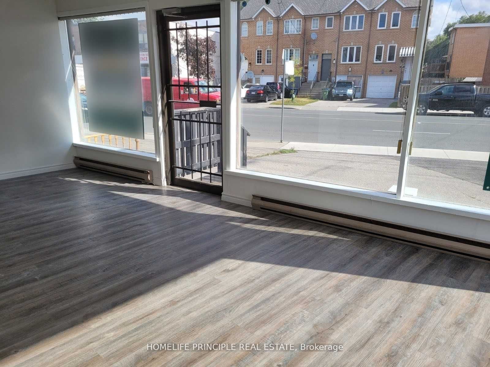1608 Weston Road Property Photo 15