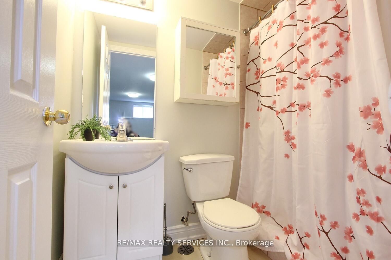 185 Earnscliffe Circle Property Photo 34