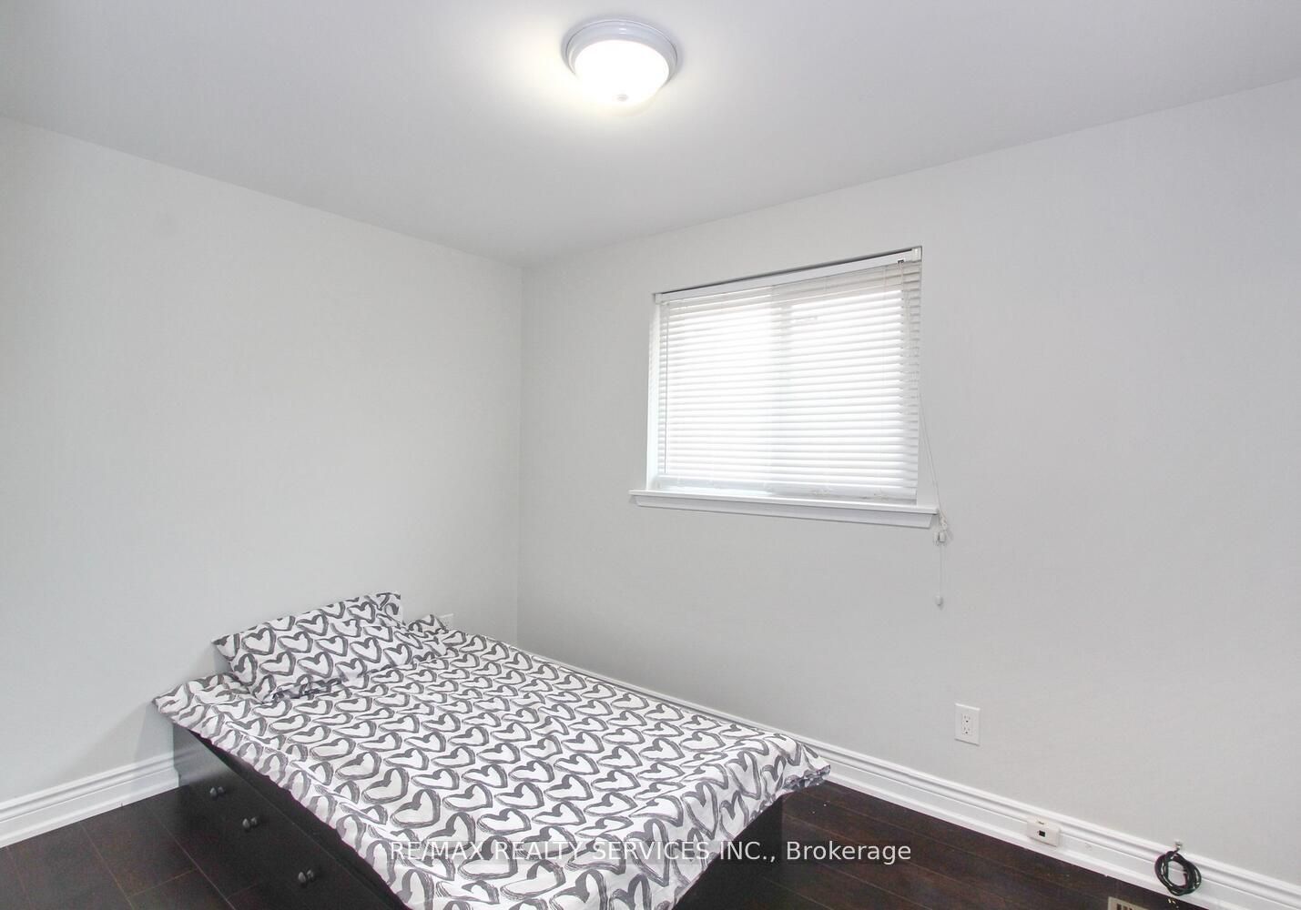 185 Earnscliffe Circle Property Photo 36