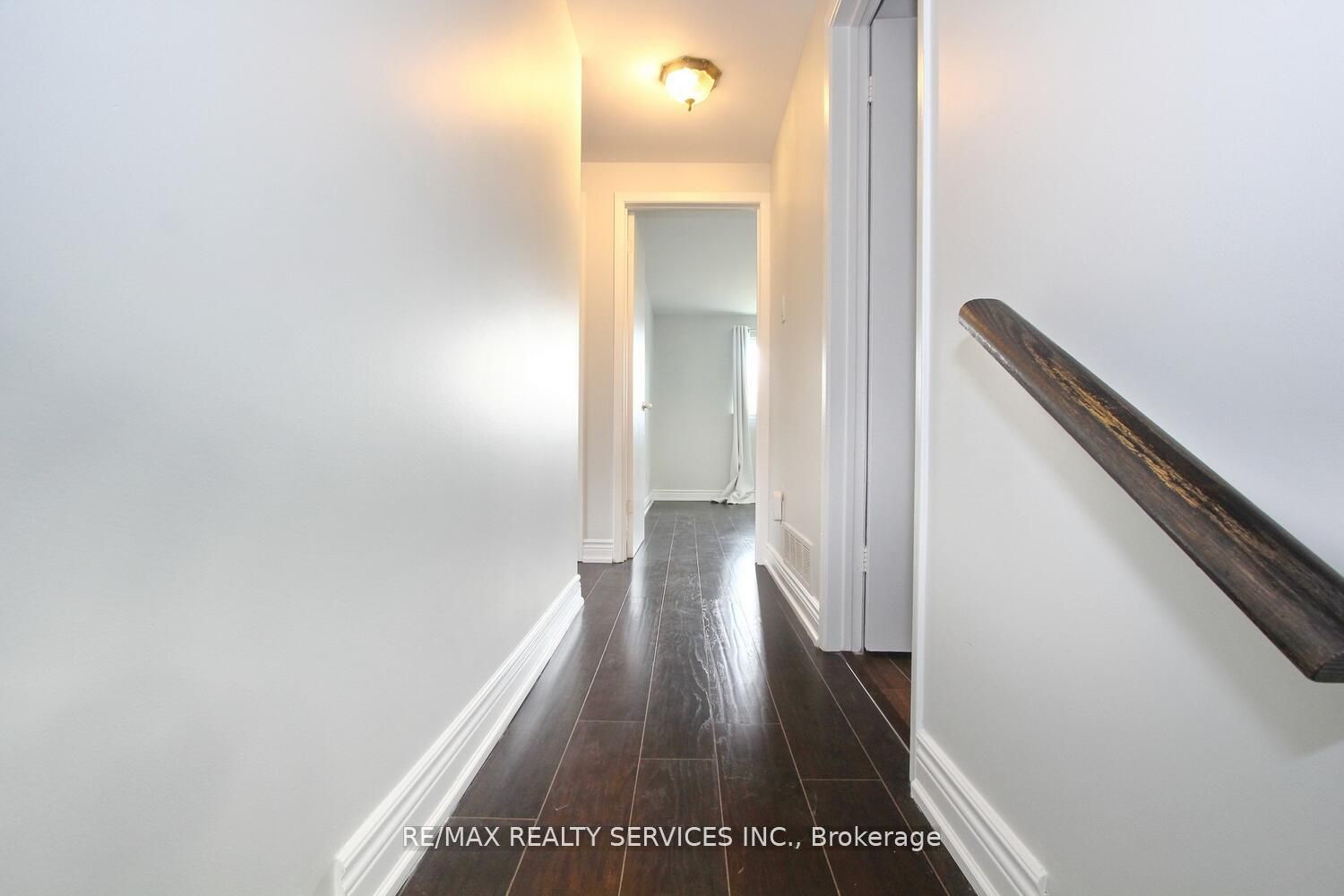 185 Earnscliffe Circle Property Photo 39