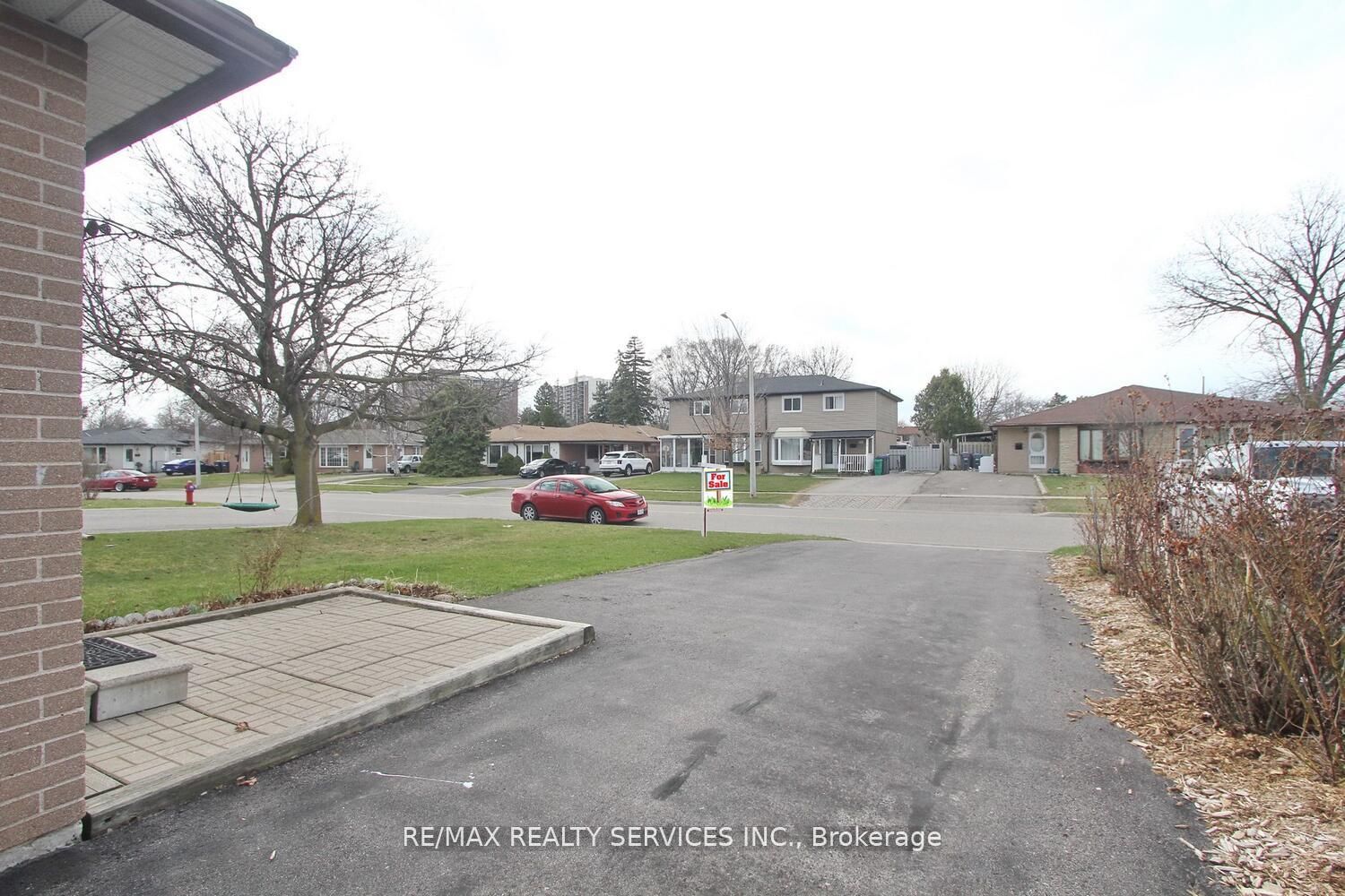 185 Earnscliffe Circle Property Photo 46
