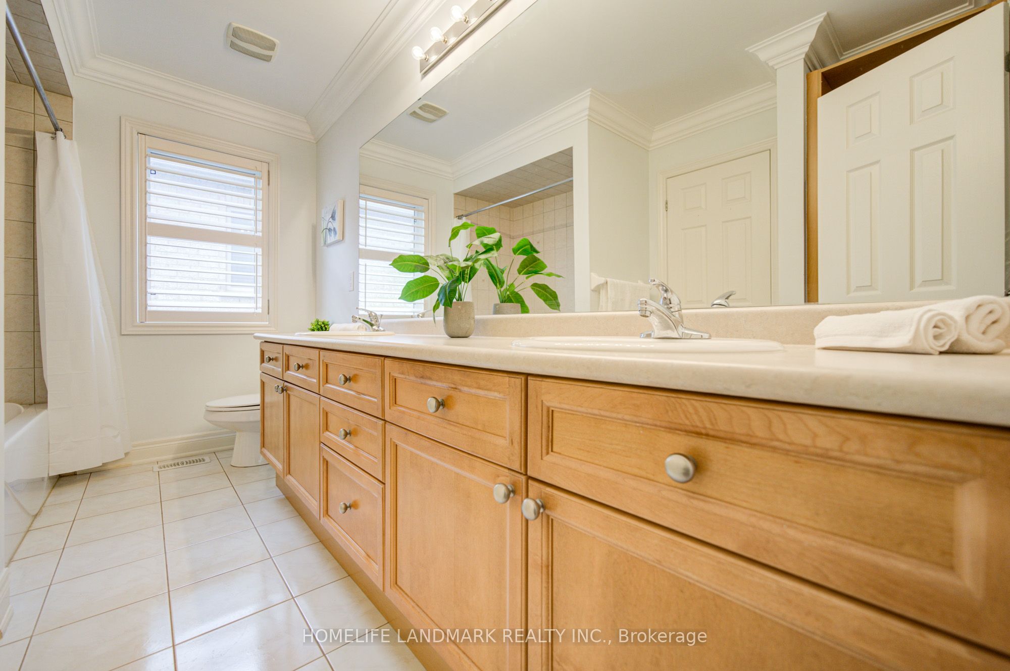 2323 Awenda Drive Property Photo 34