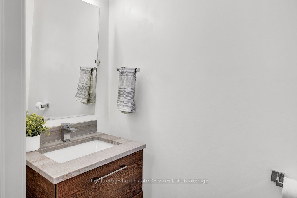 2314 Marine Drive 5 Property Photo 14