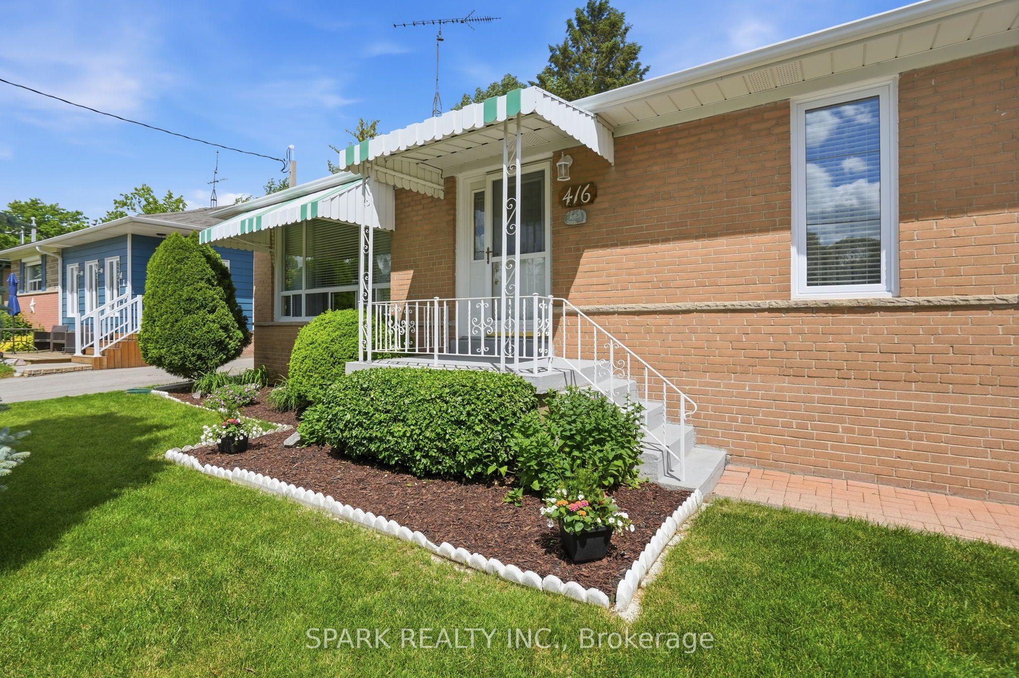 416 Delrex Boulevard Property Photo 4