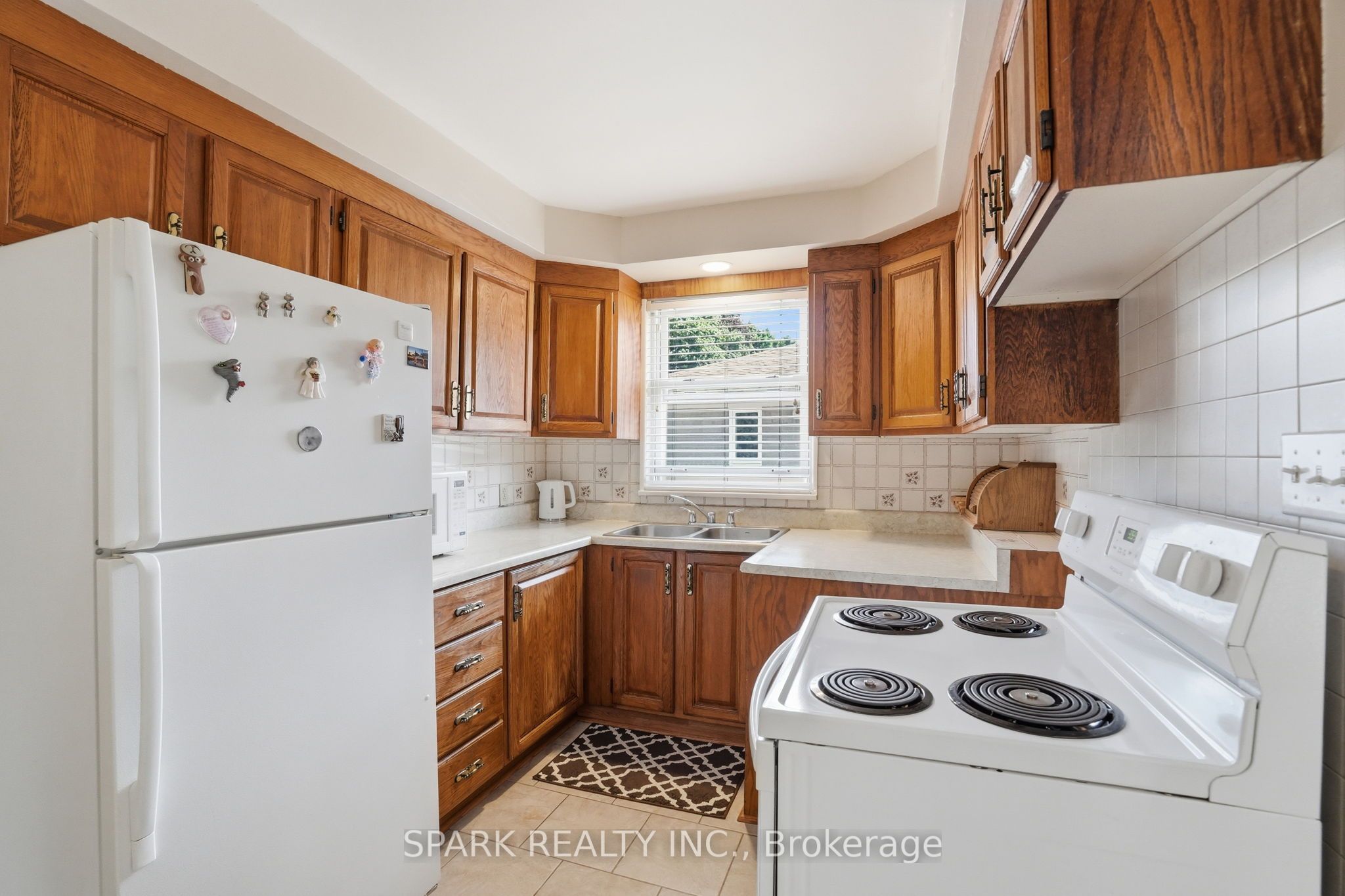 416 Delrex Boulevard Property Photo 11