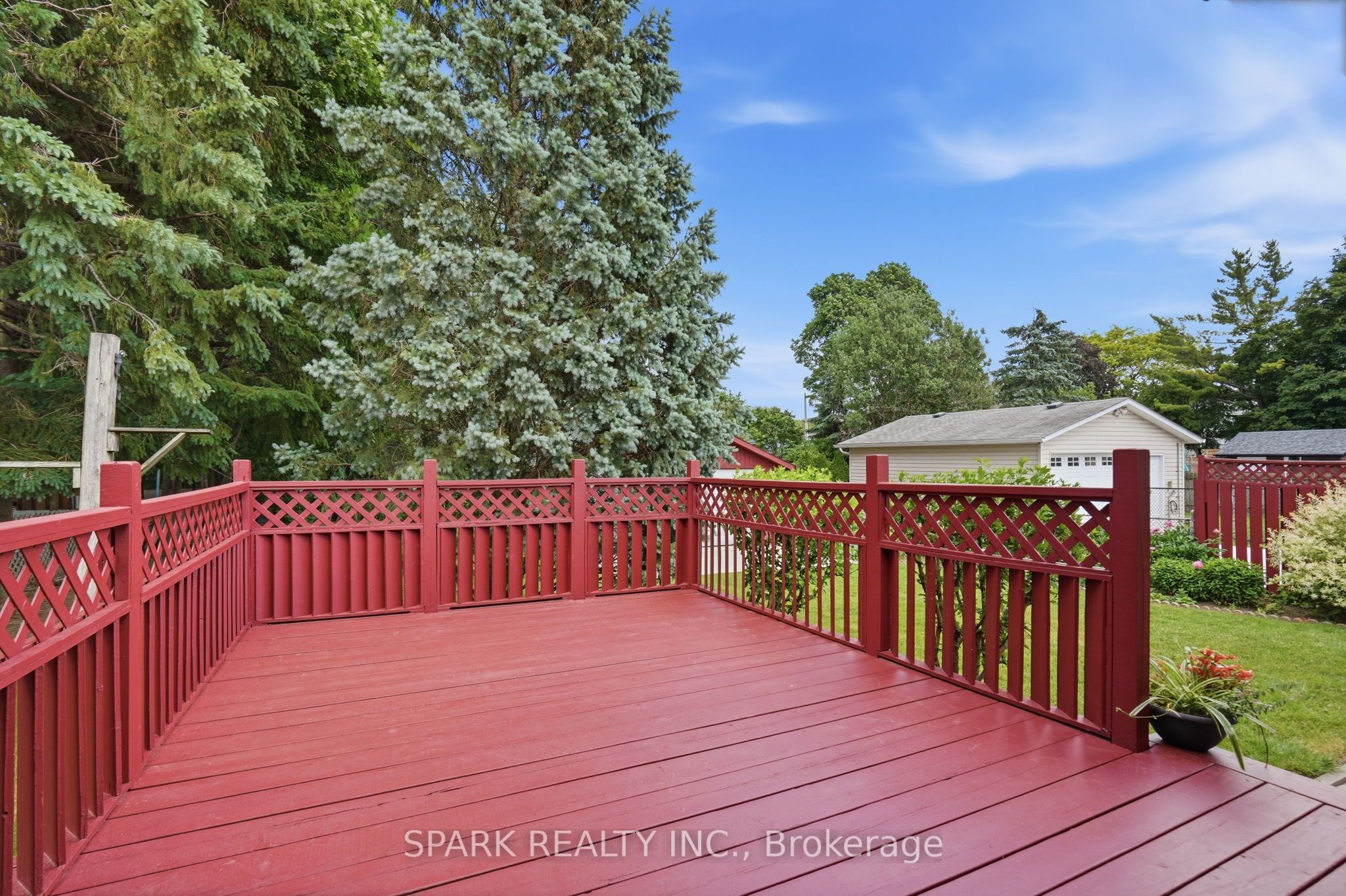 416 Delrex Boulevard Property Photo 20