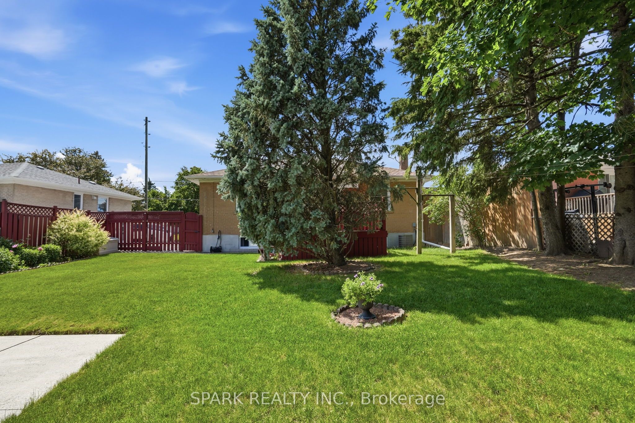 416 Delrex Boulevard Property Photo 31