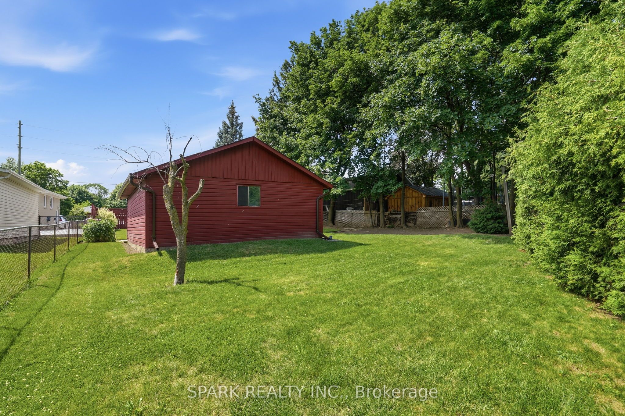 416 Delrex Boulevard Property Photo 32