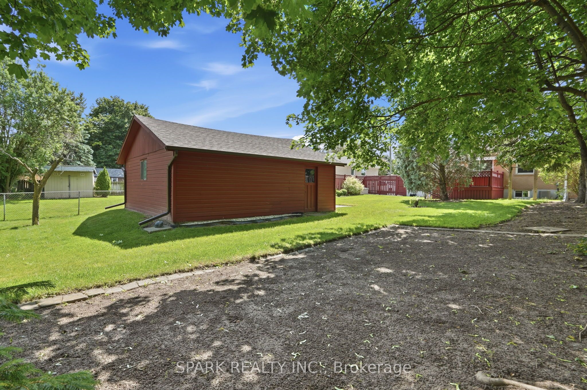 416 Delrex Boulevard Property Photo 33