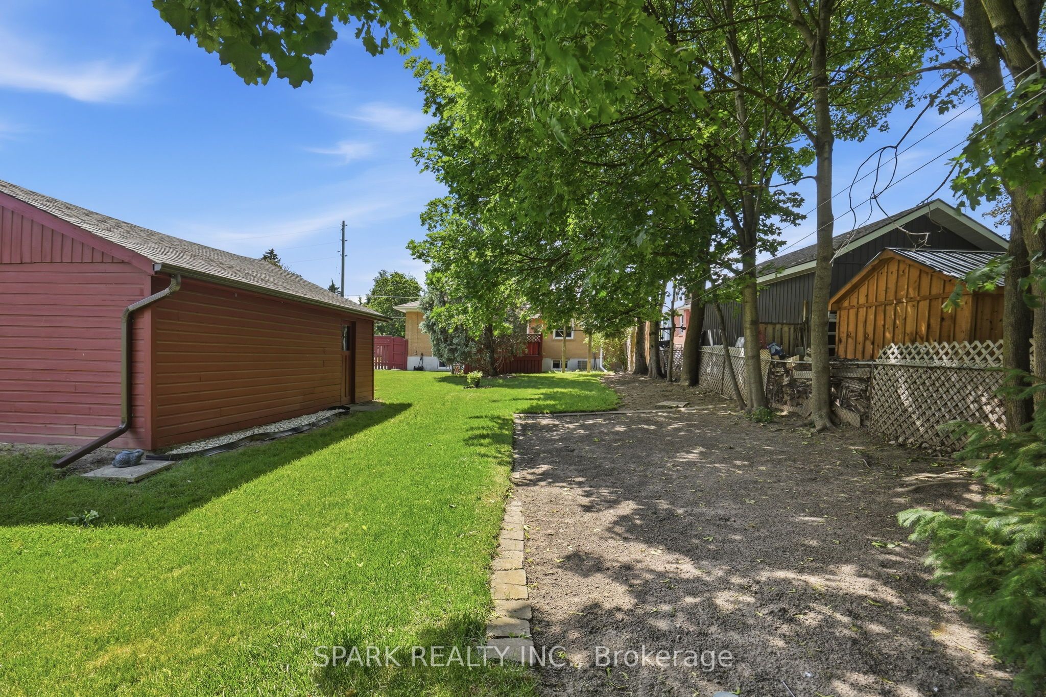416 Delrex Boulevard Property Photo 34