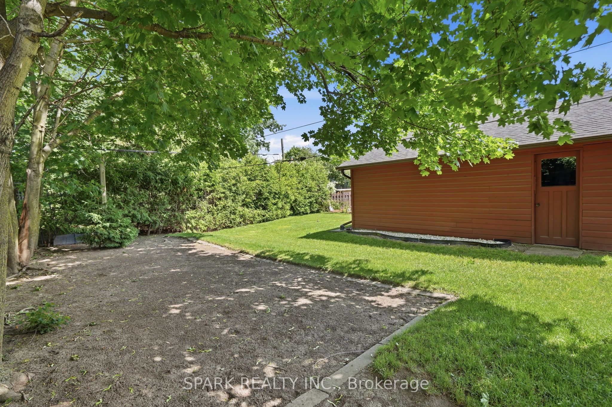 416 Delrex Boulevard Property Photo 37