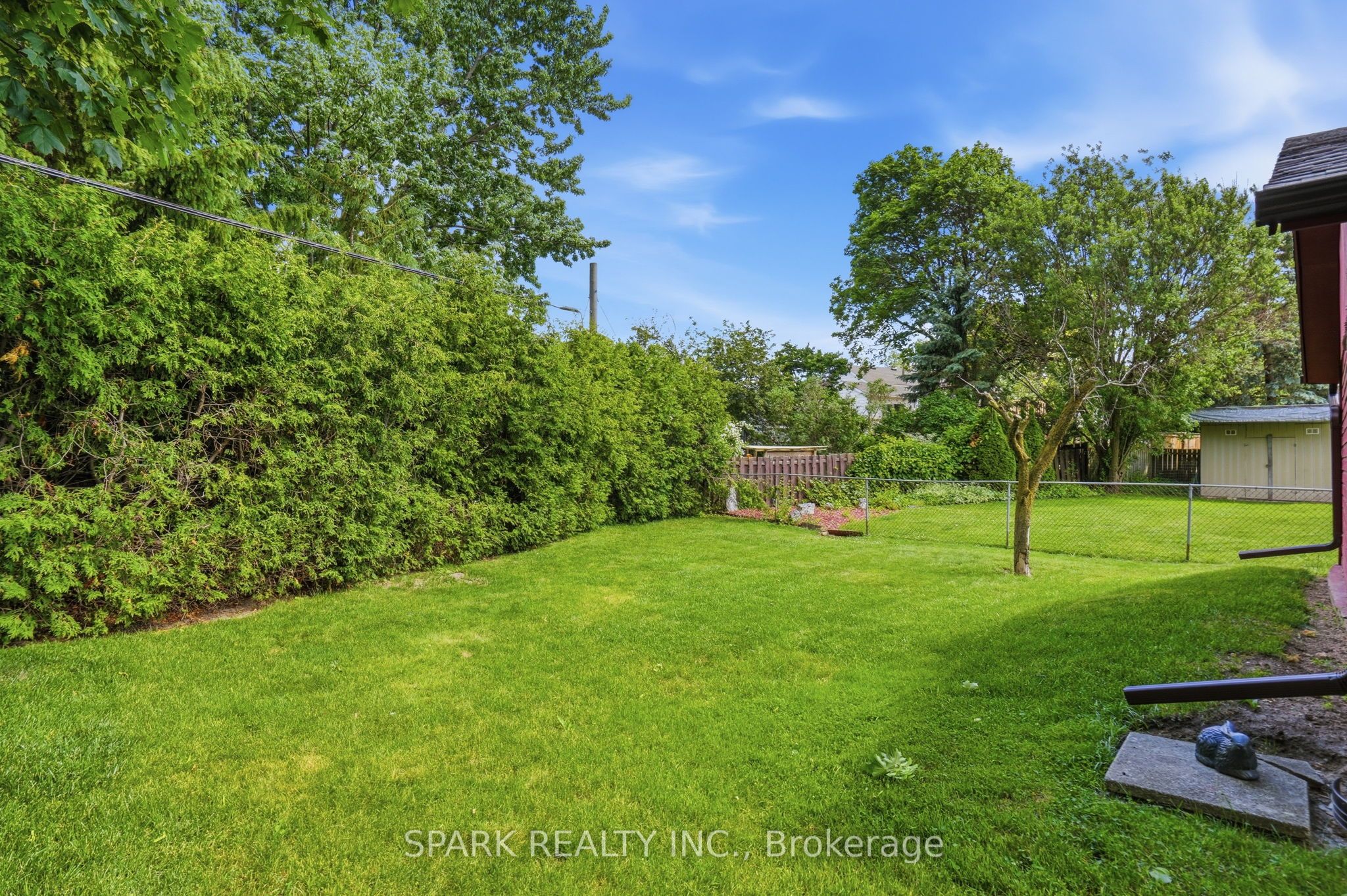 416 Delrex Boulevard Property Photo 39