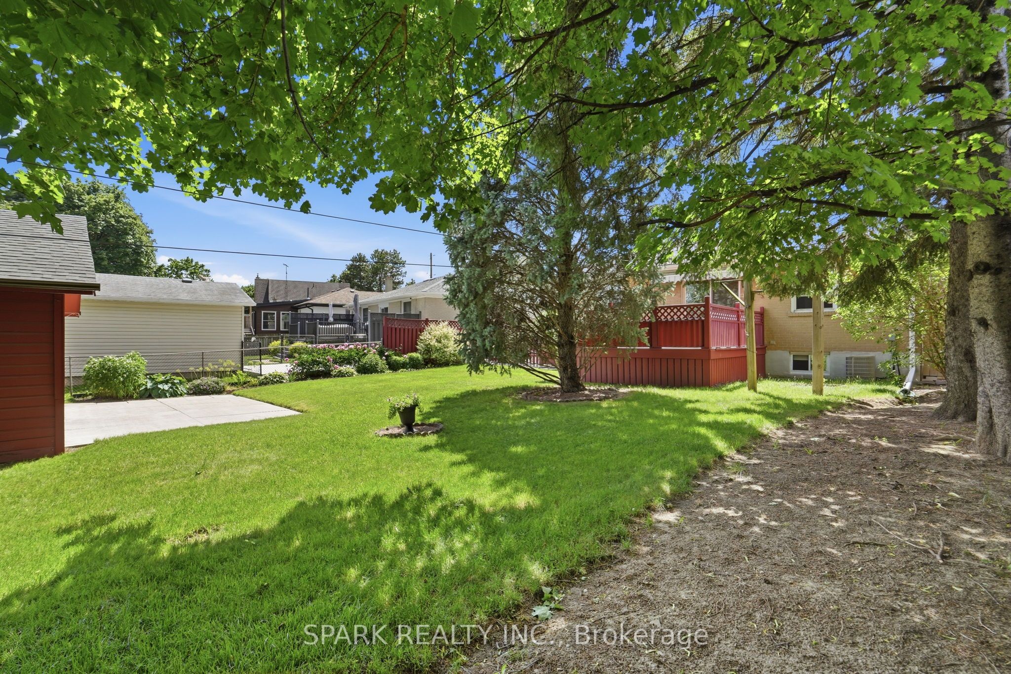 416 Delrex Boulevard Property Photo 40