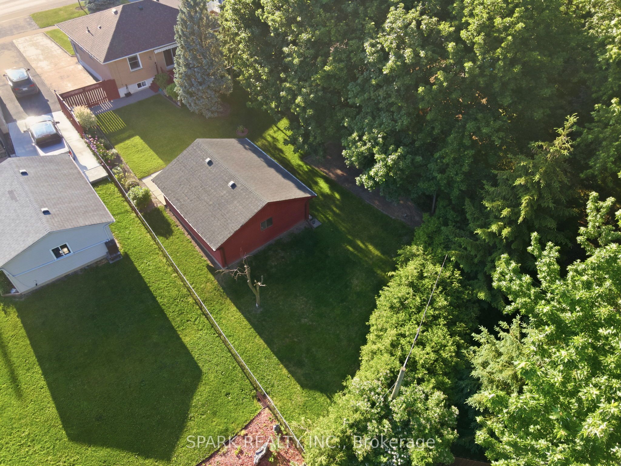416 Delrex Boulevard Property Photo 42