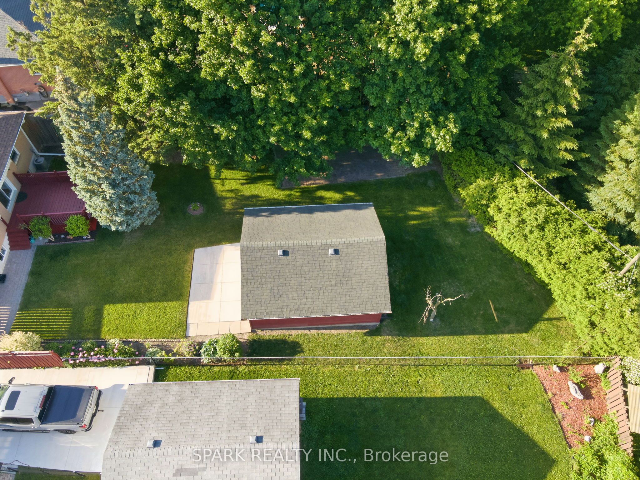 416 Delrex Boulevard Property Photo 43